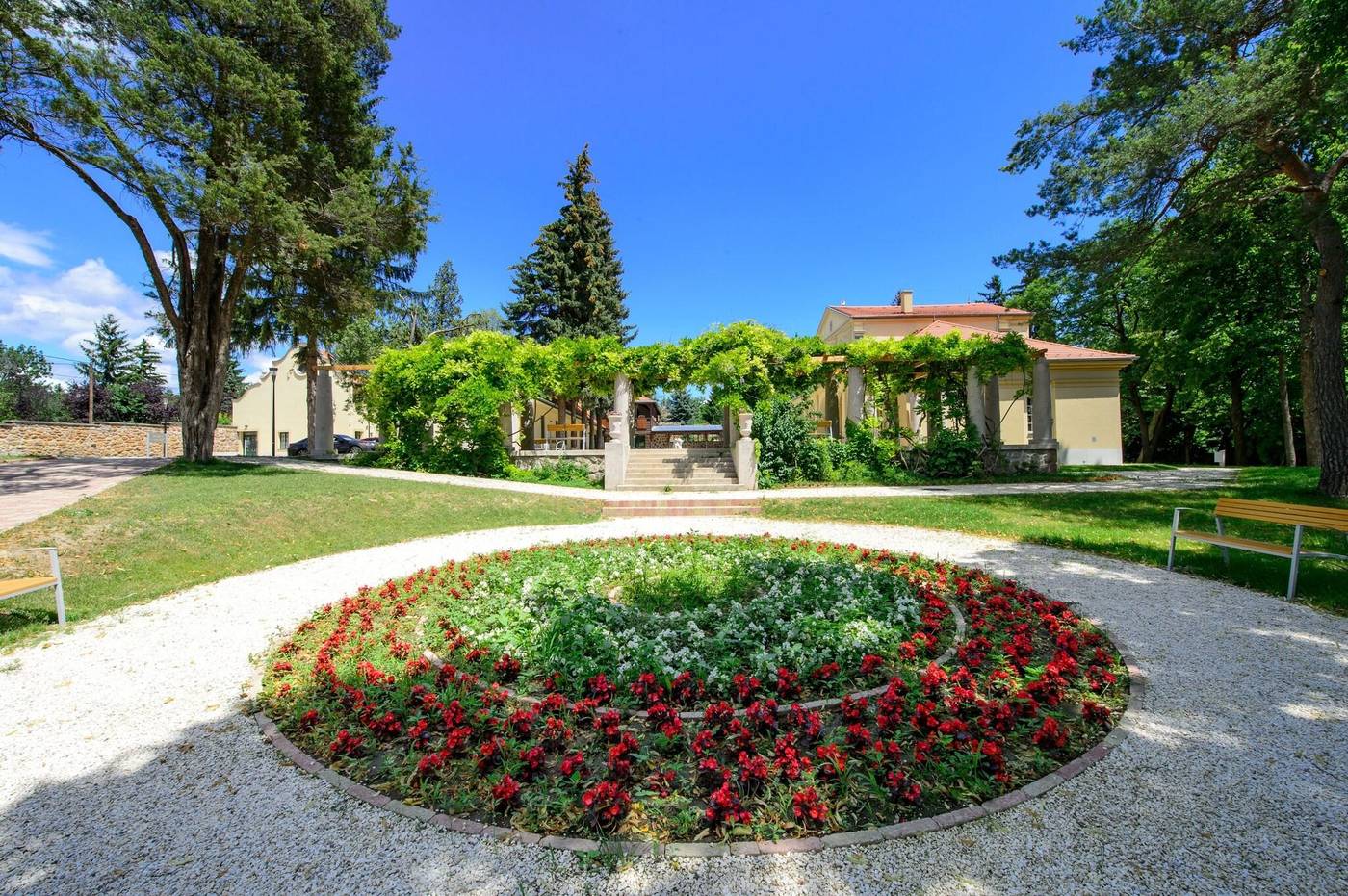 Klebelsberg-Kastely-General-view-18