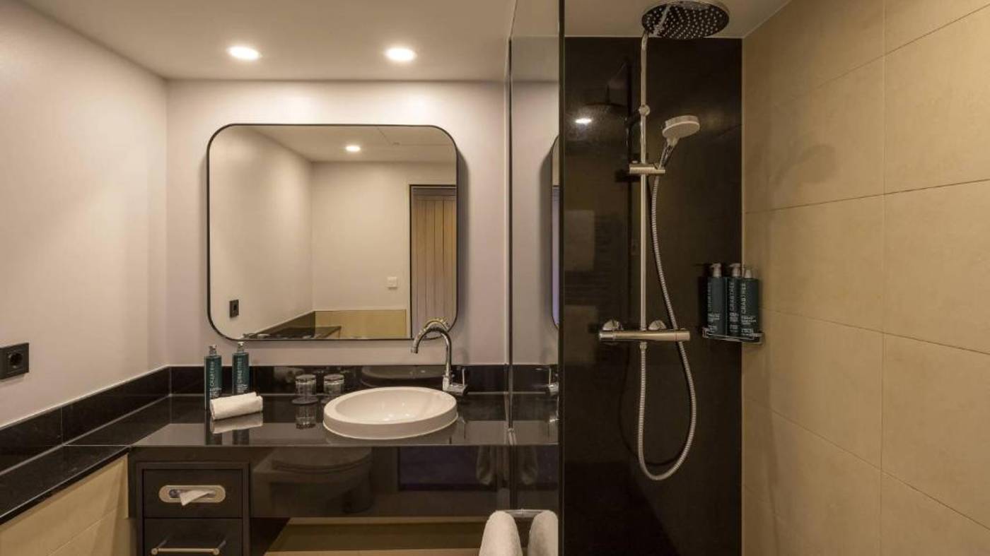 DoubleTree-by-Hilton-Berlin-Ku-damm-Room-51