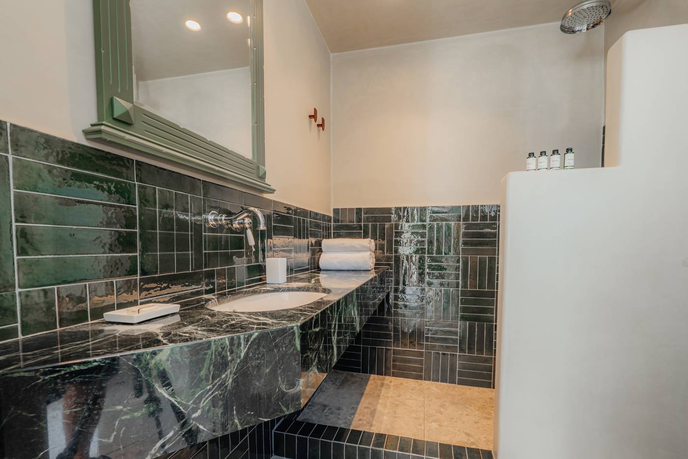 Pelican-Bay---Art-Hotel-Room-48