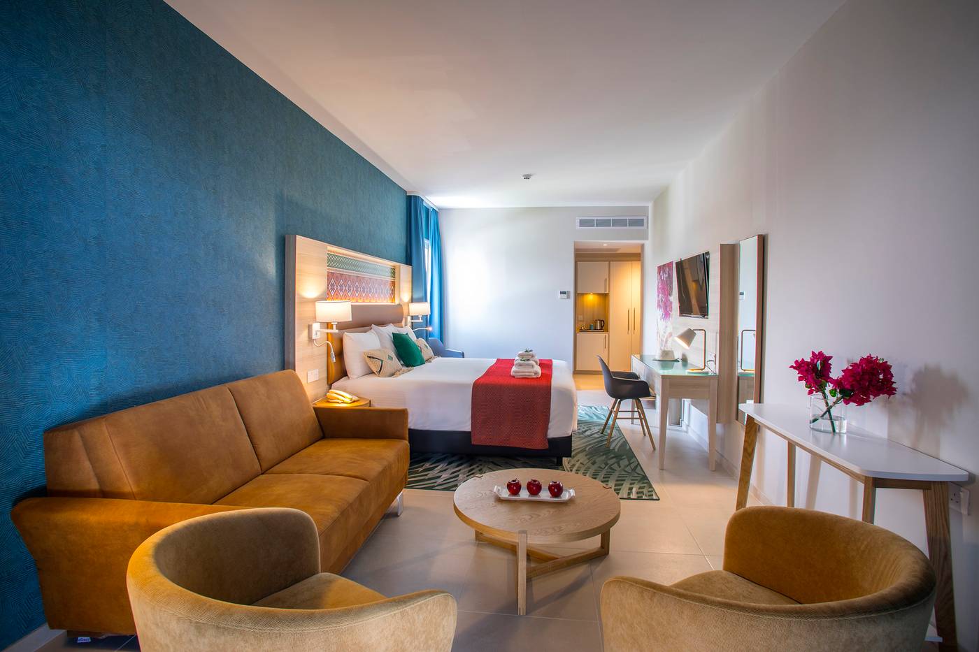 Leonardo-Cypria-Bay-Room-28