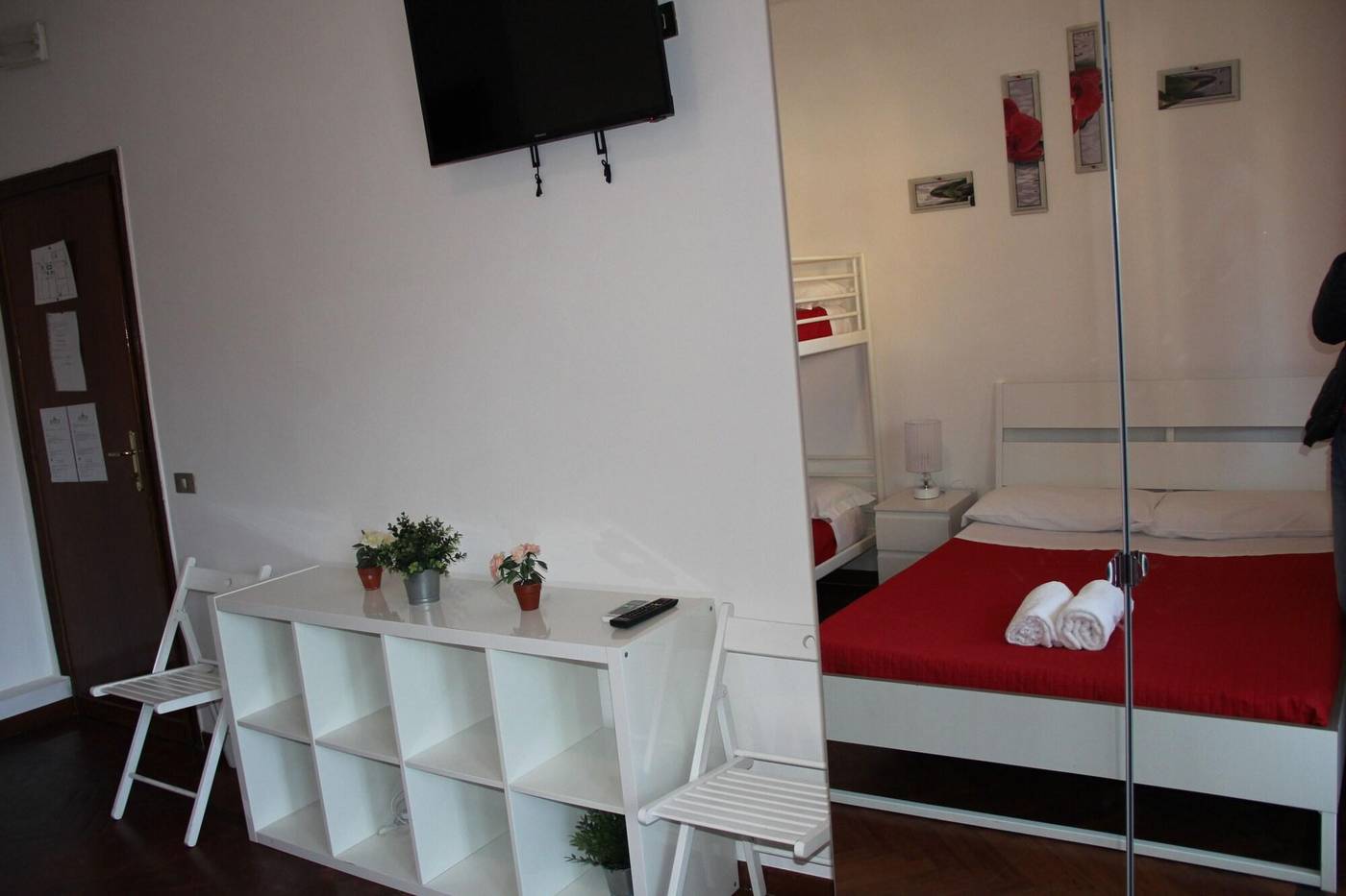 Domus-Vatican-Holidays-Room-23