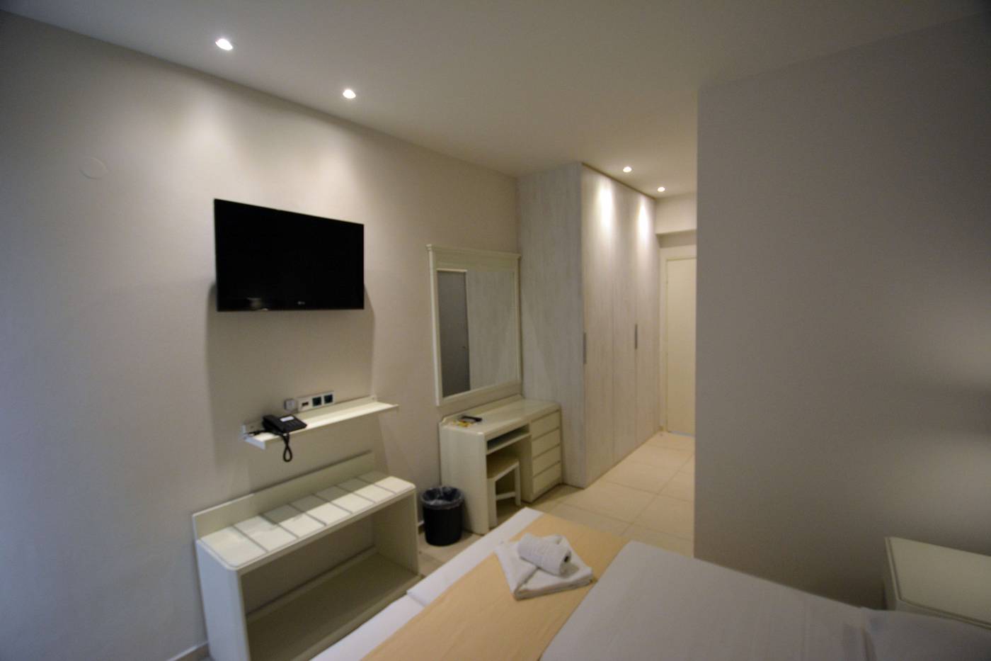 Dimitrios-Beach-Hotel-Room-36