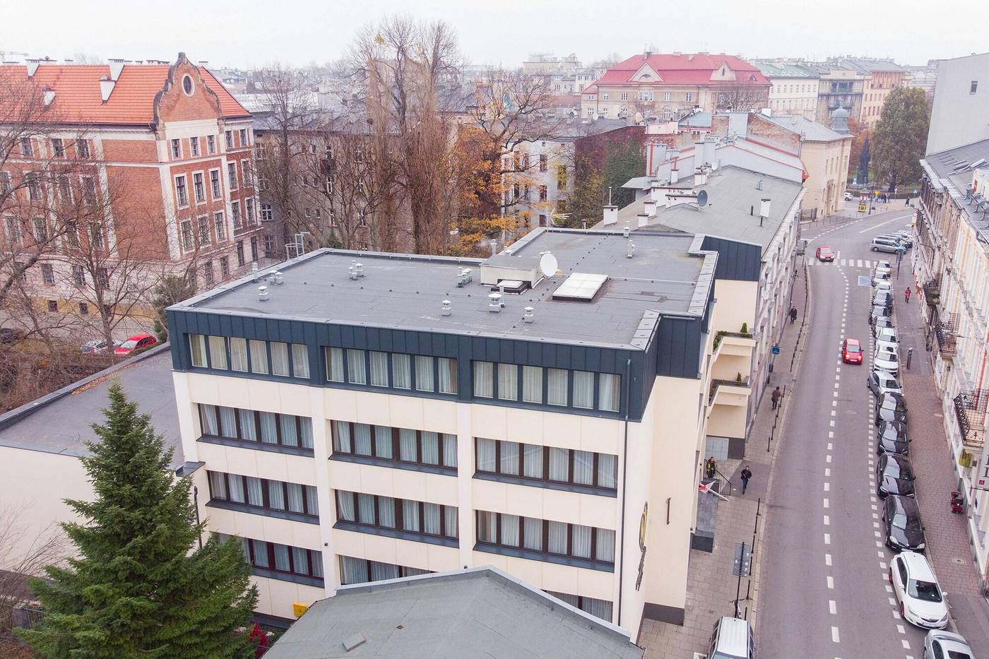 W-Sercu-Krakowa-Aparthotel-General-view-47