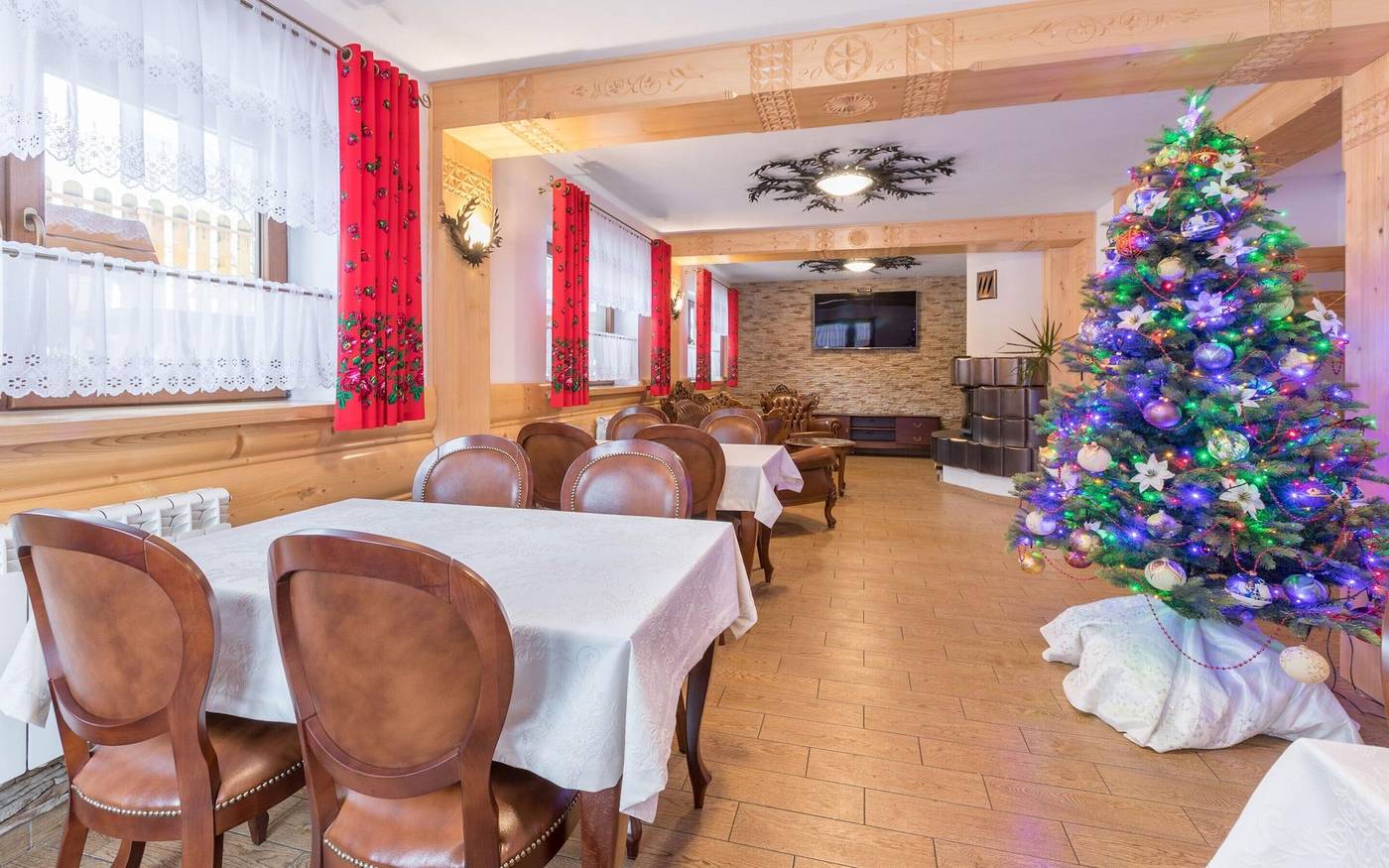 Willa Daglezja-Poland-ZAKOPANE-Lobby-5