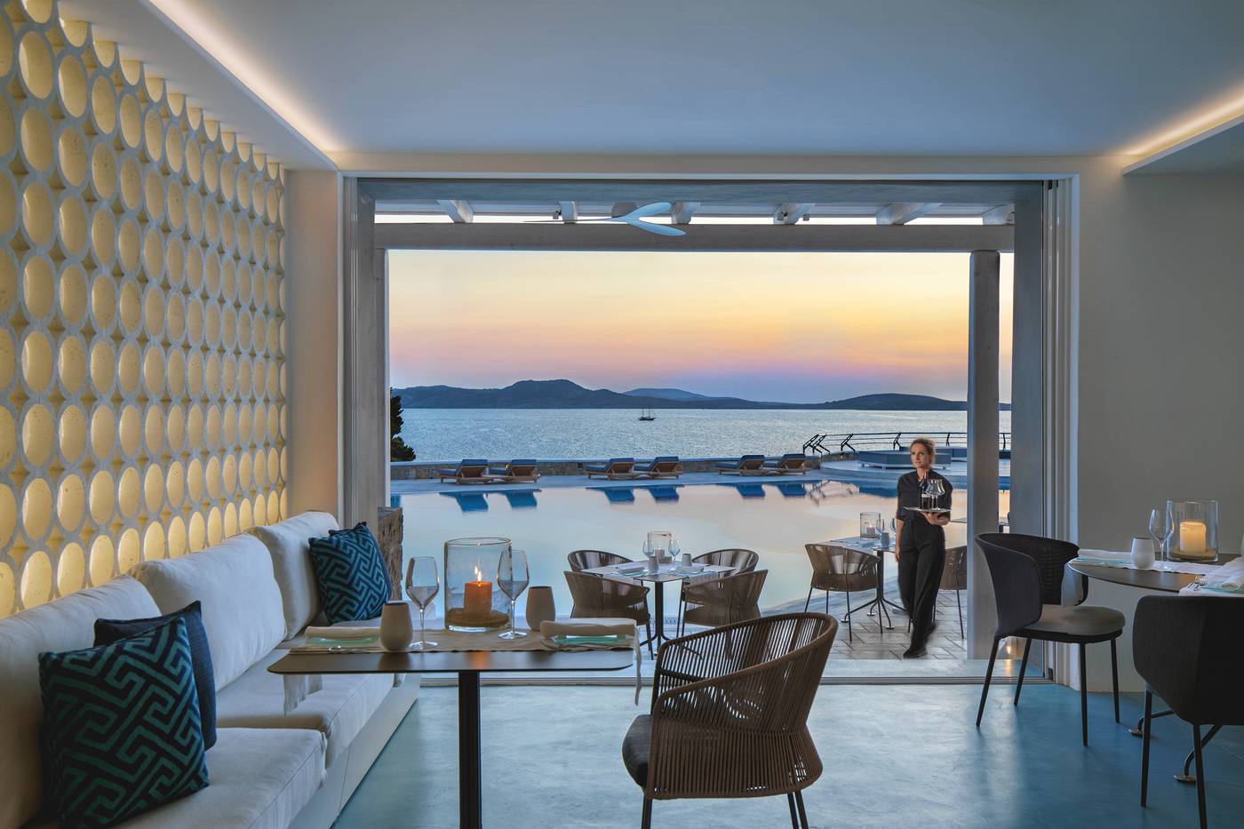 Mykonos-Grand-Hotel---Resort-Restaurant-50