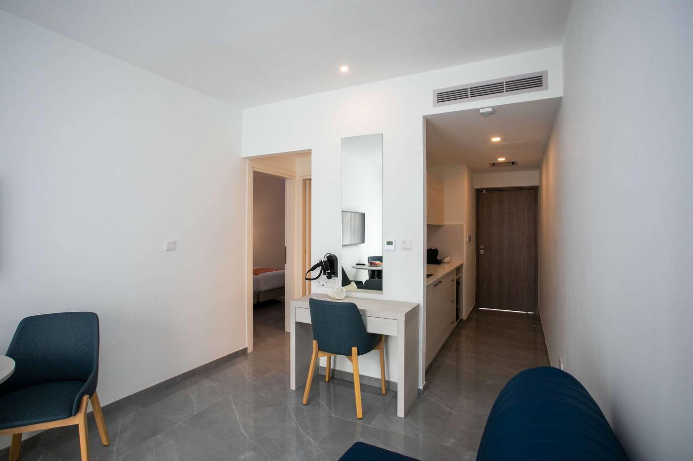 Best-Western-Plus-Larco-Hotel-Room-22