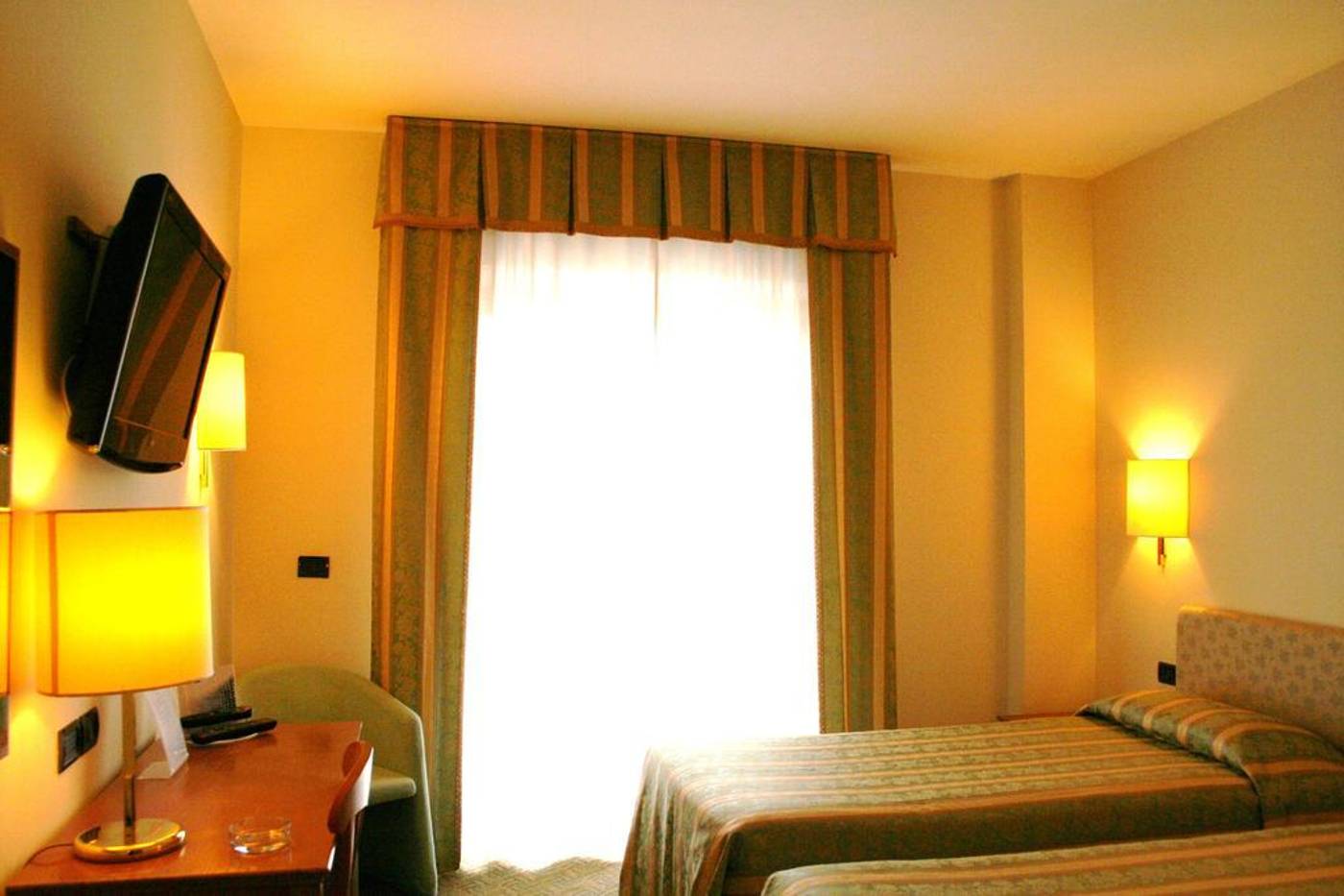 Savant-Italy-LAMEZIA TERME-Room-5