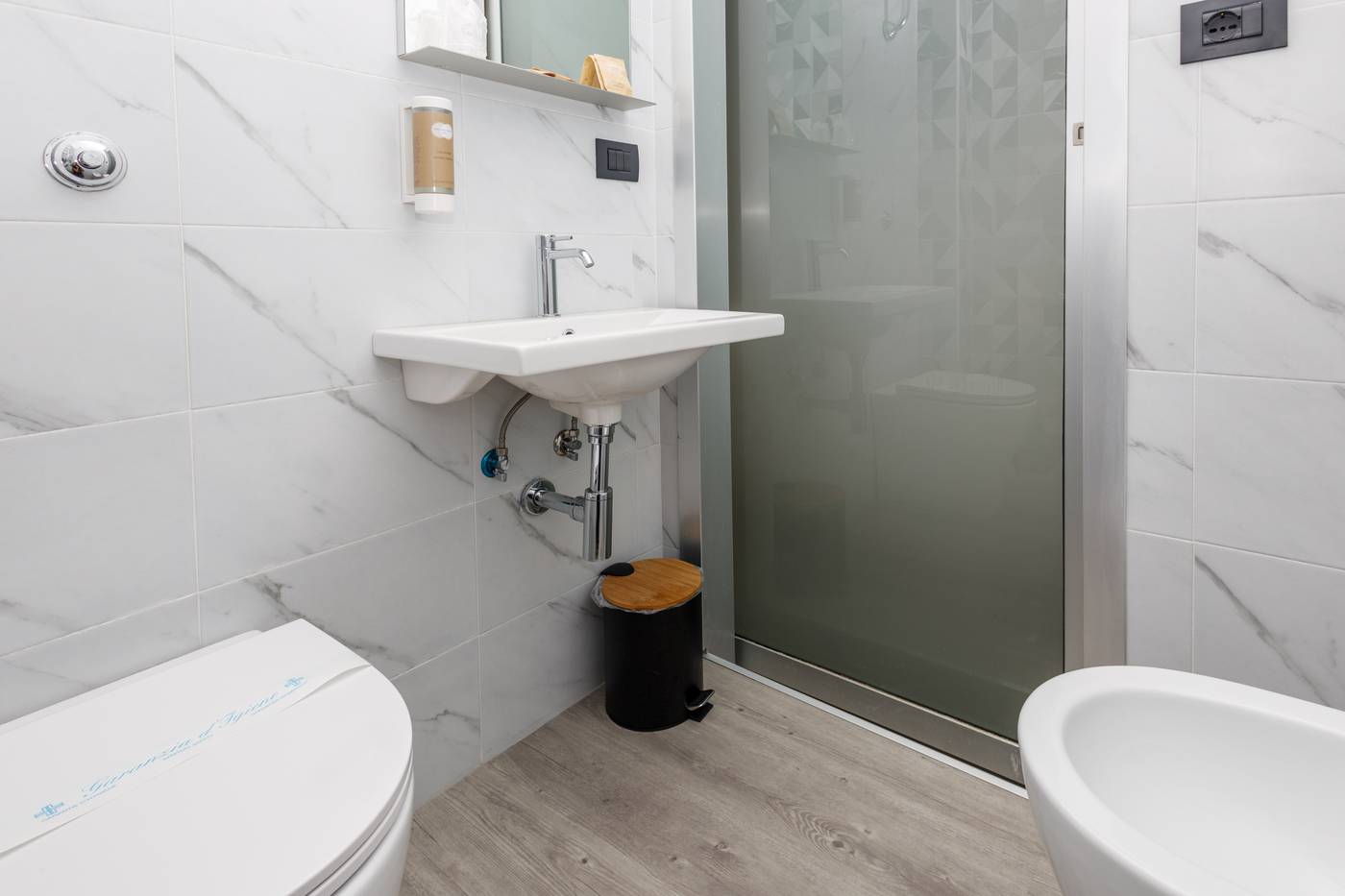 Crossroad-Hotel-Room-30