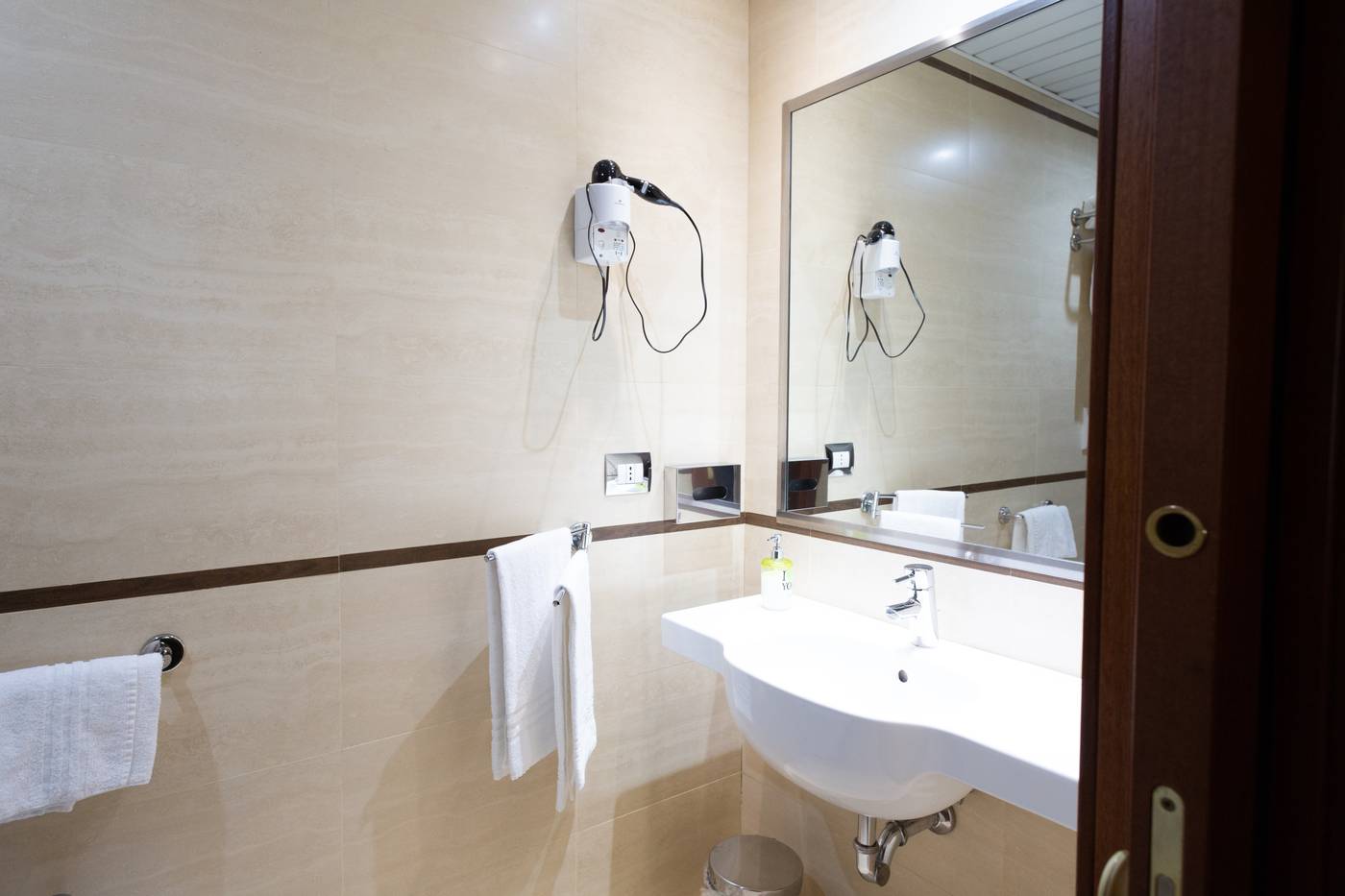 Cervara-Park-Hotel-Room-25