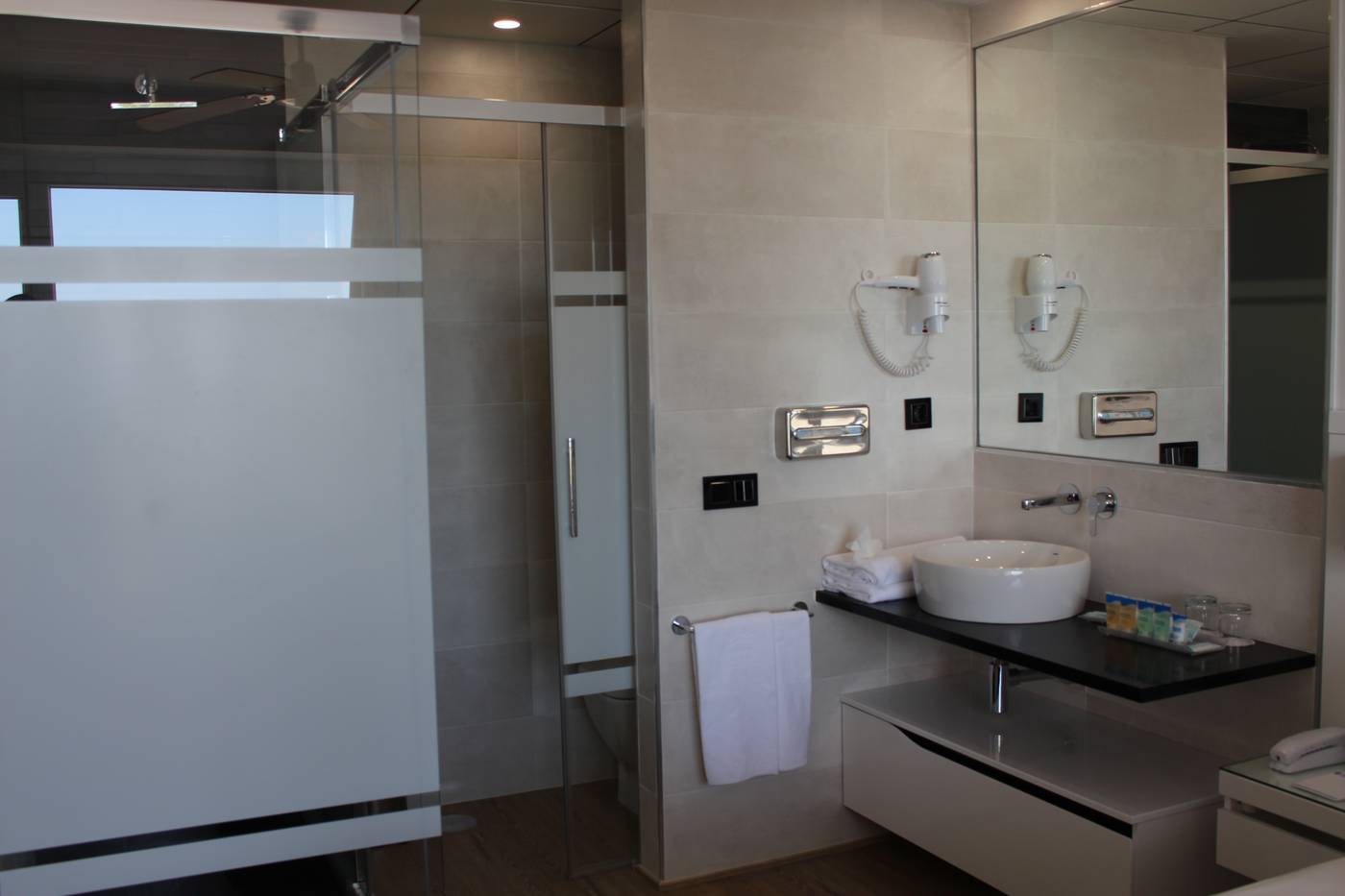 Spa-Playasol-Room-29