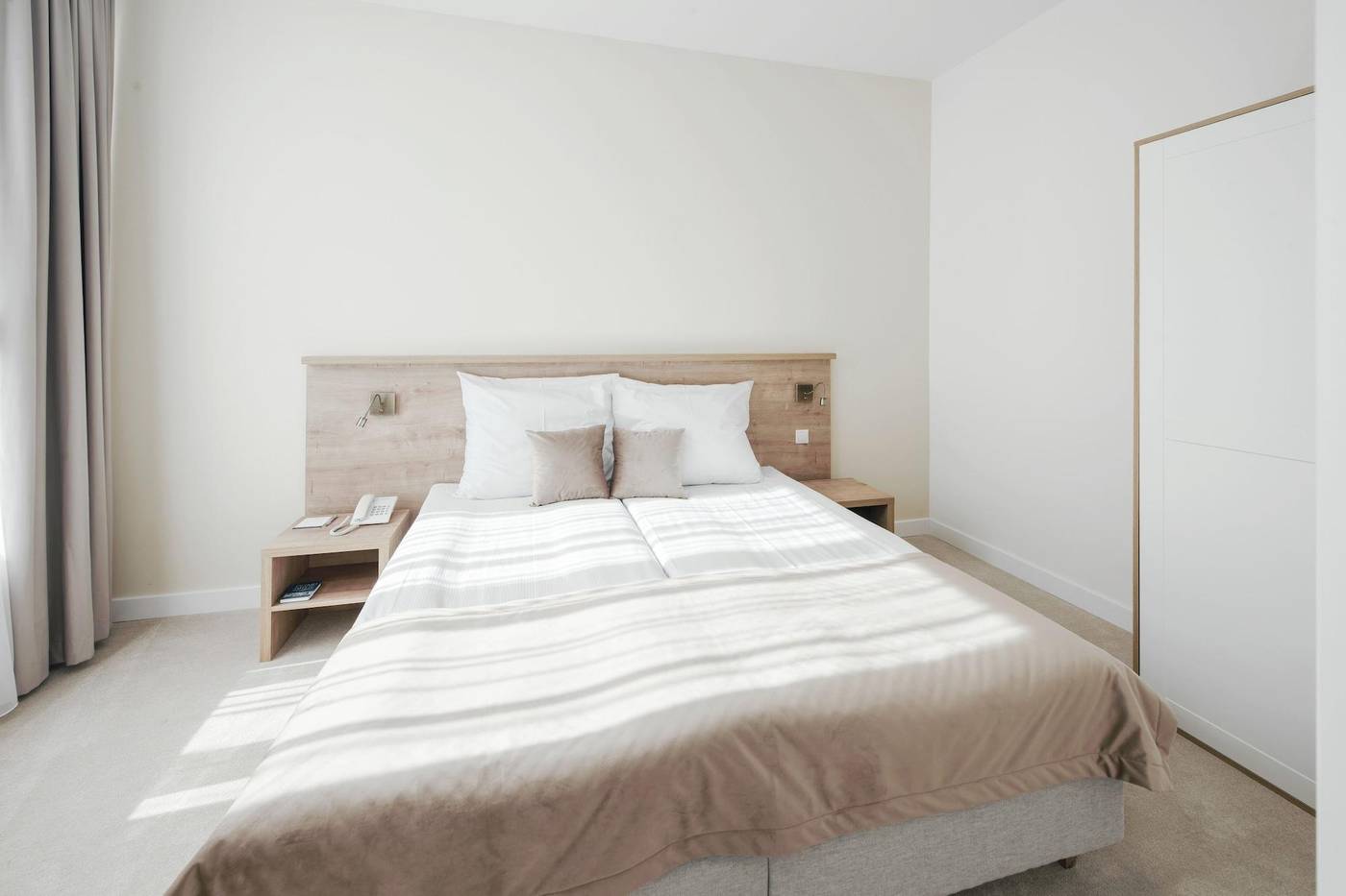 W-Sercu-Krakowa-Aparthotel-Room-38