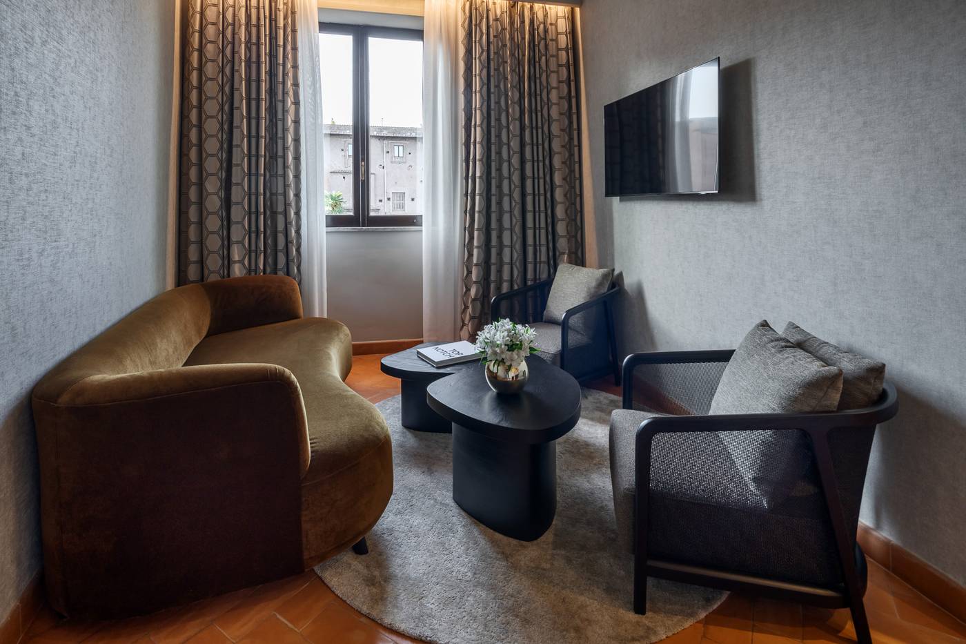 Donna-Camilla-Savelli-Room-10