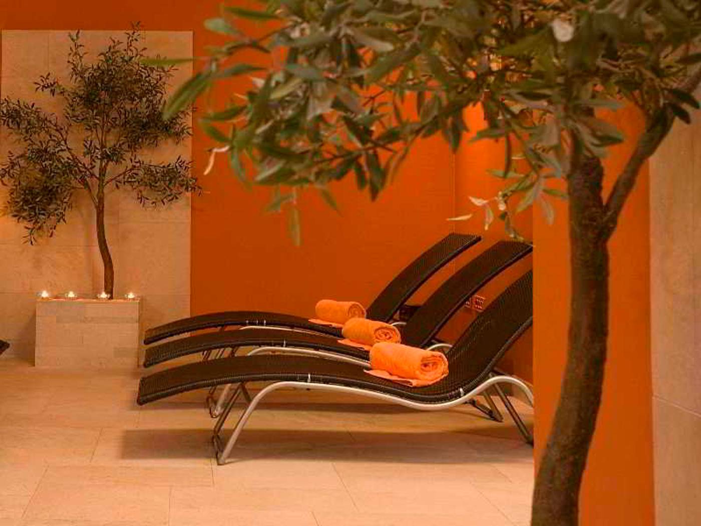 Luna-Island-Hotel-Sports-and-Entertainment-60