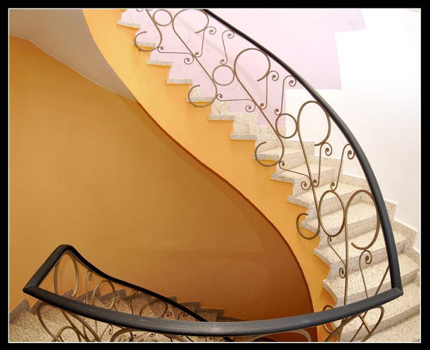 Carel-General-view-9