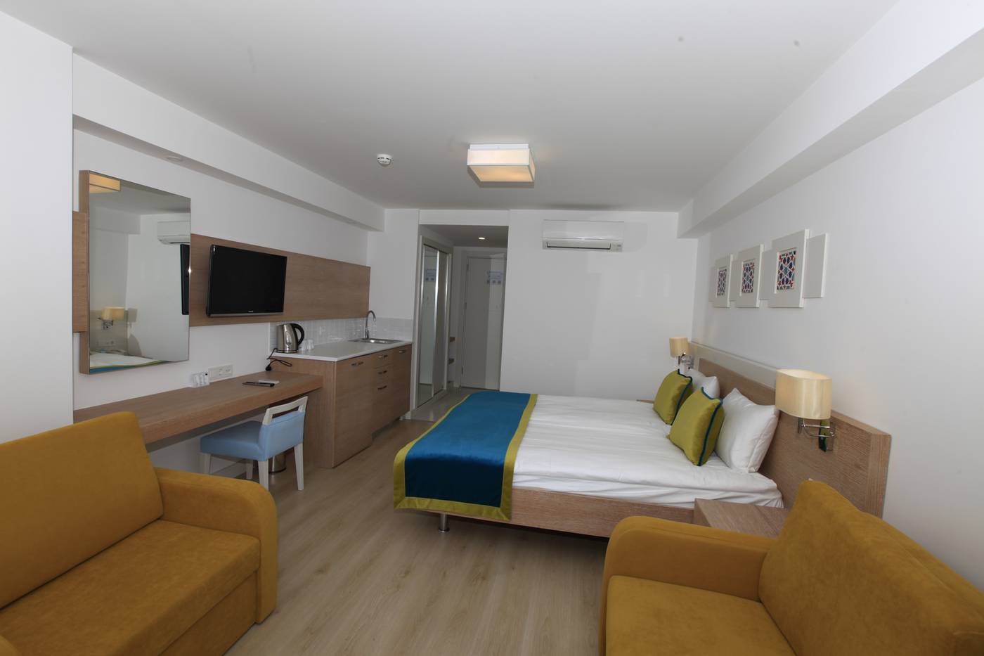 Side-Su-Hotel-Room-23