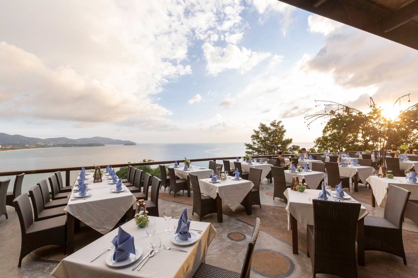 Secret-Cliff-Villa-Restaurant-9