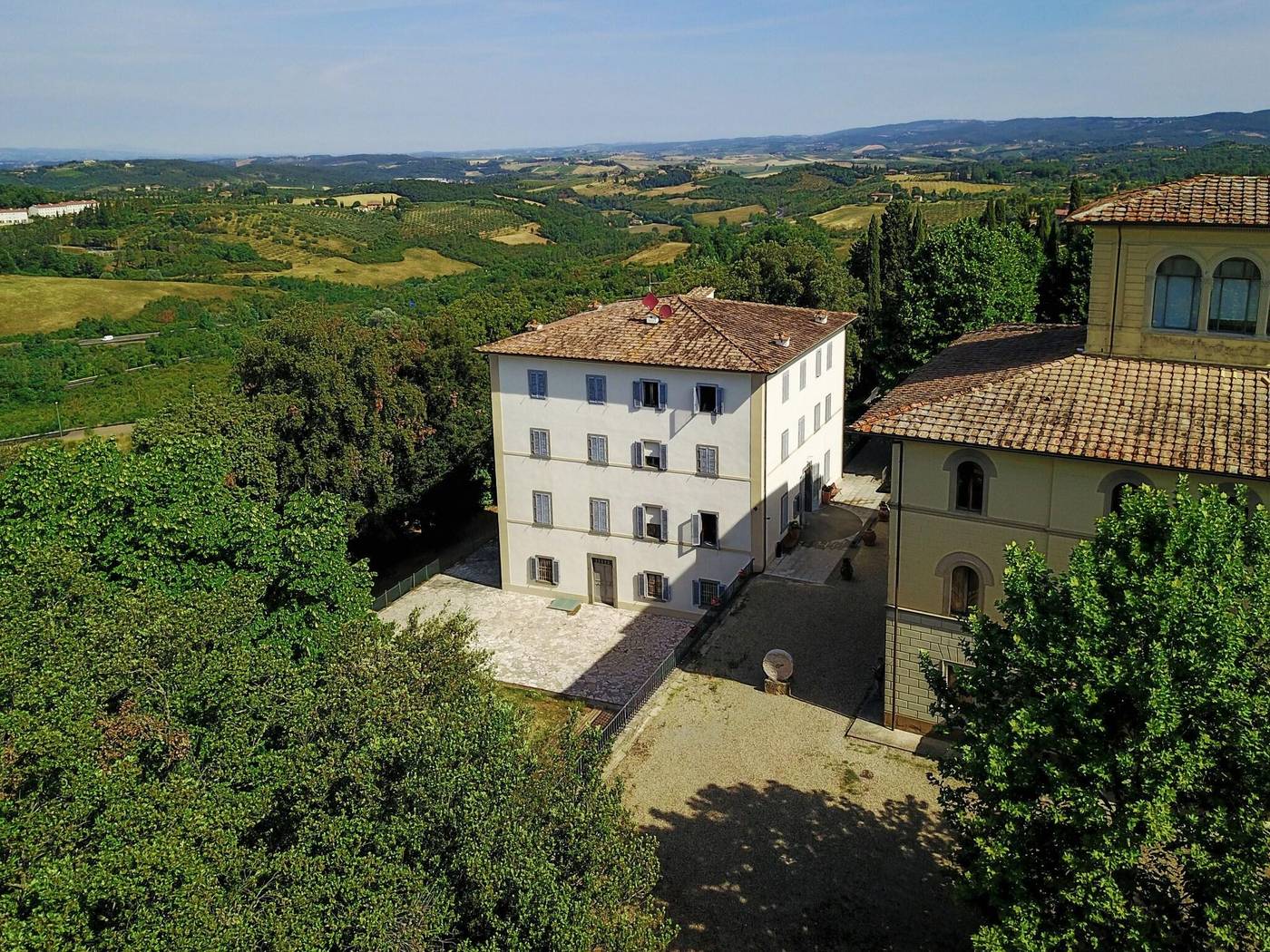 Villa-Montarioso-General-view-16