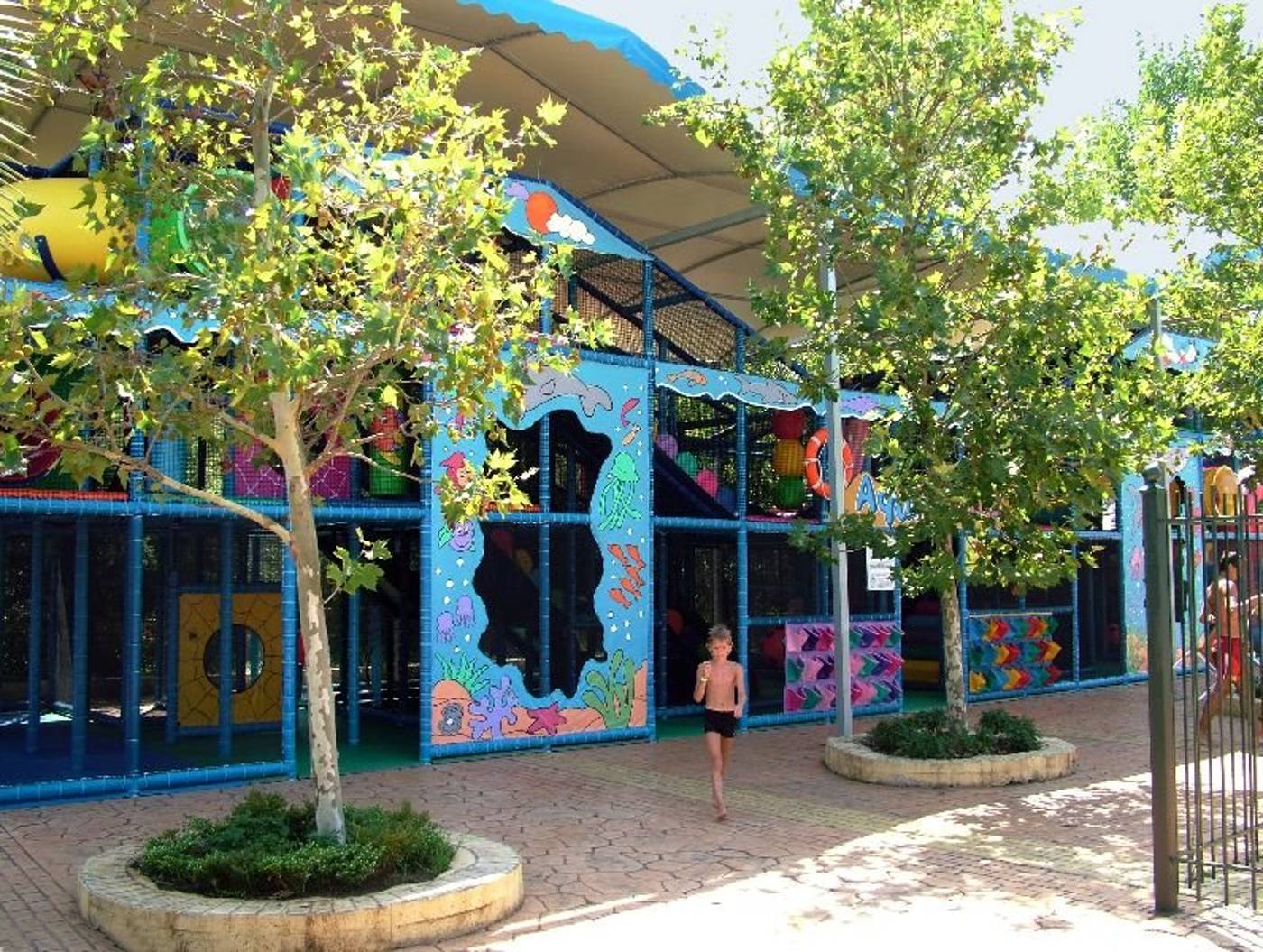 Aqualand Resort
