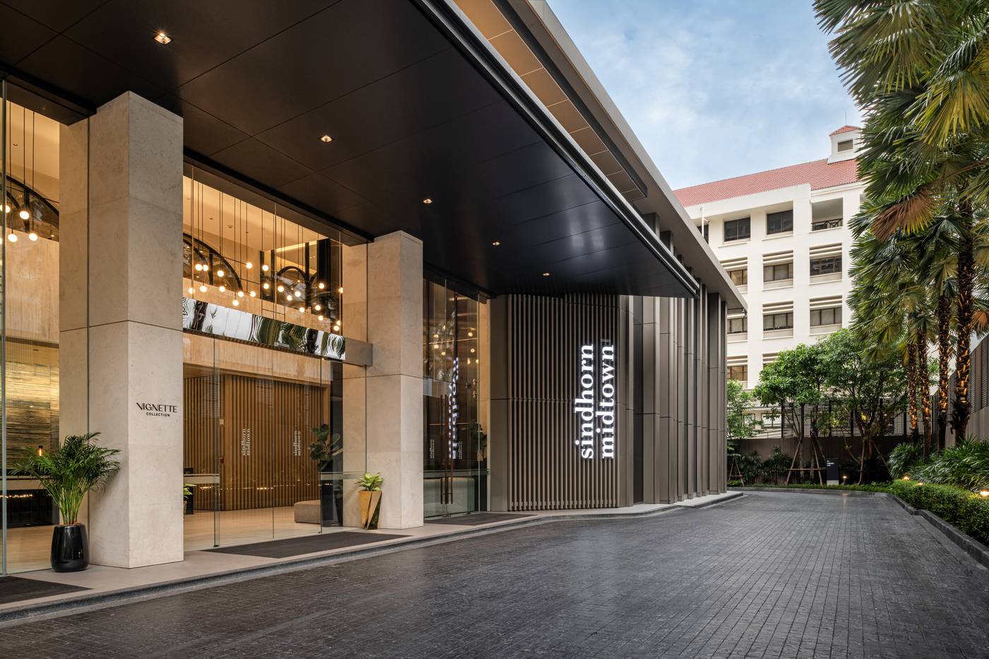 Sindhorn-Midtown-Hotel-Bangkok--Vignette-Collection-General-view-6