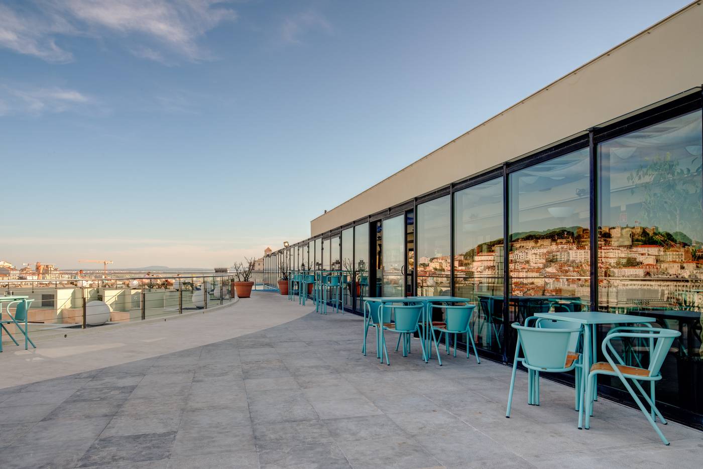 VIP-Executive-Suites-Eden-Terrace-31