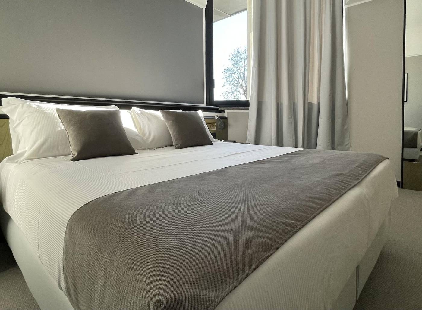 Hotel Gardenia Fiera-Italy-Cermenate-Room-6