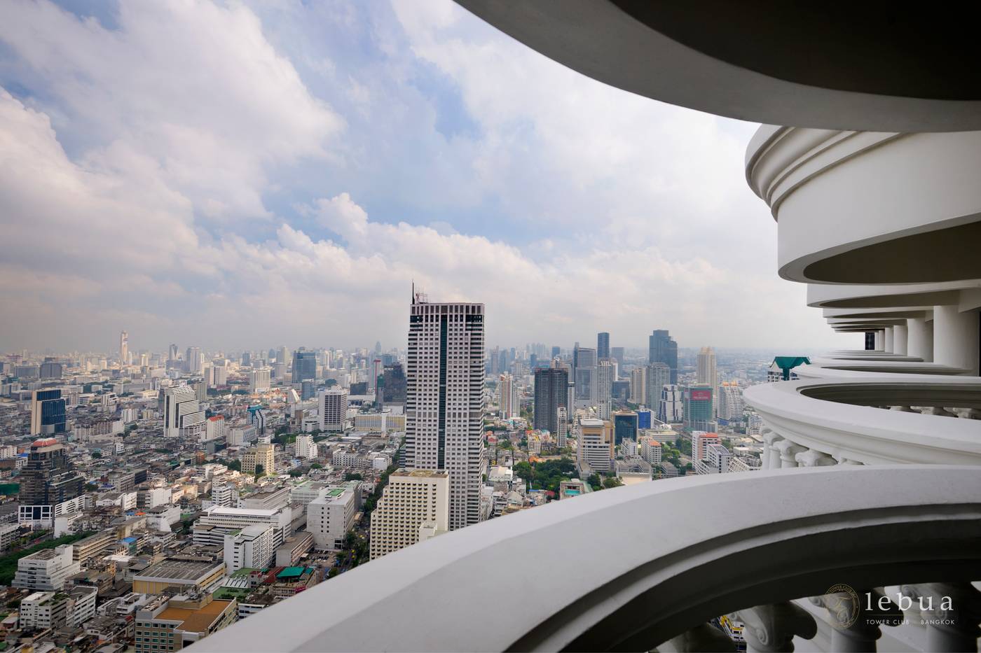 Tower-Club-at-Lebua-Room-27