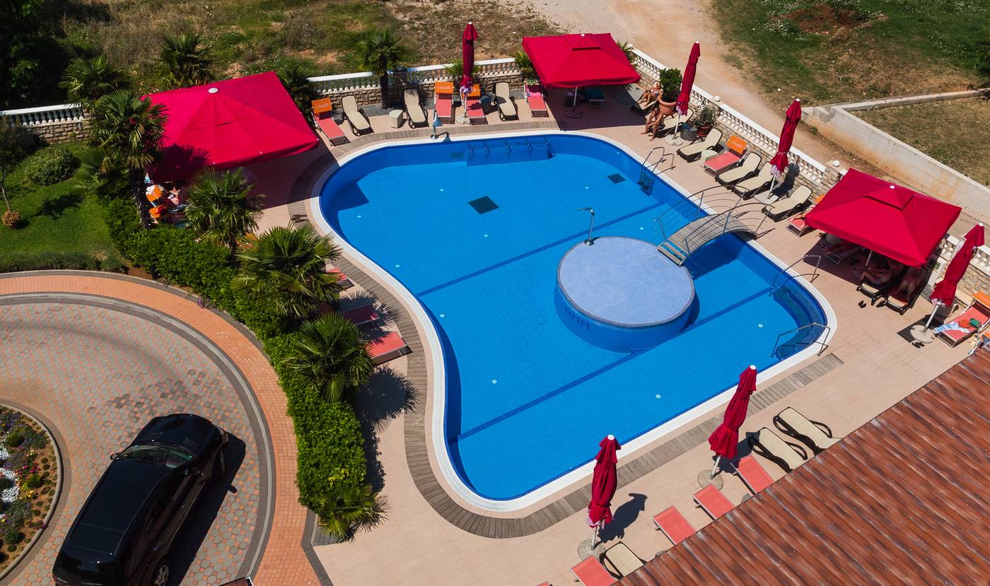 Hotel-Miramare-Pool-8