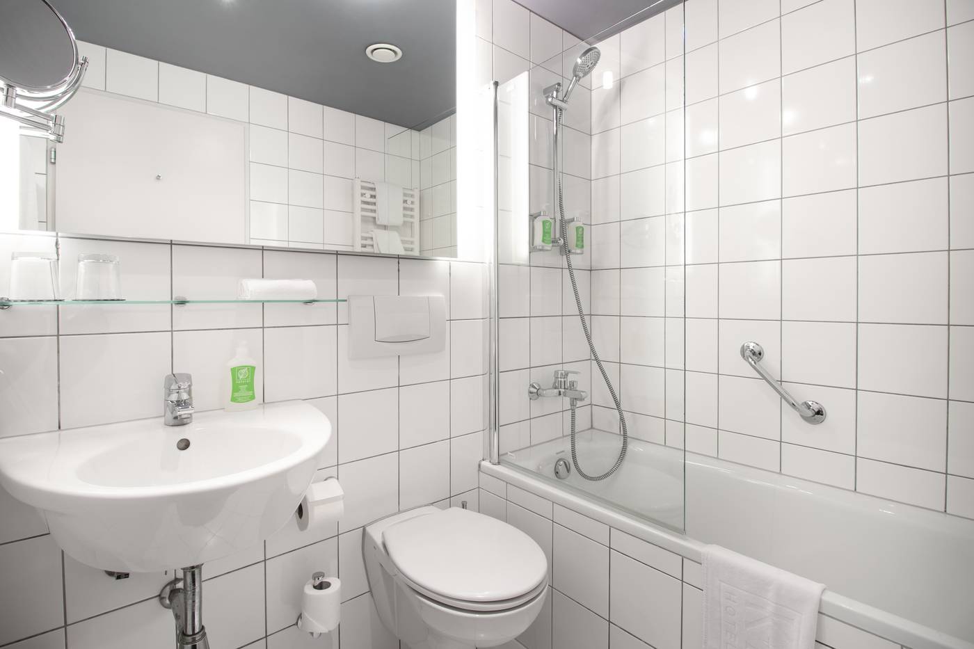 K-K-Hotel-Fenix-Room-45