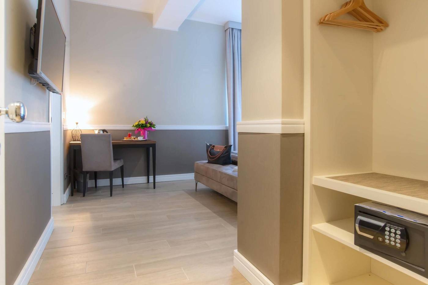 Fragrance-St-Peter-Hotel-Room-42