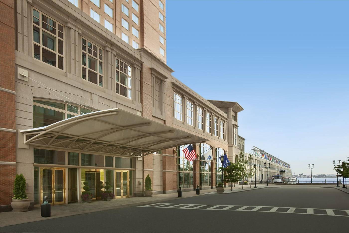 Seaport-Boston-Hotel-General-view-1