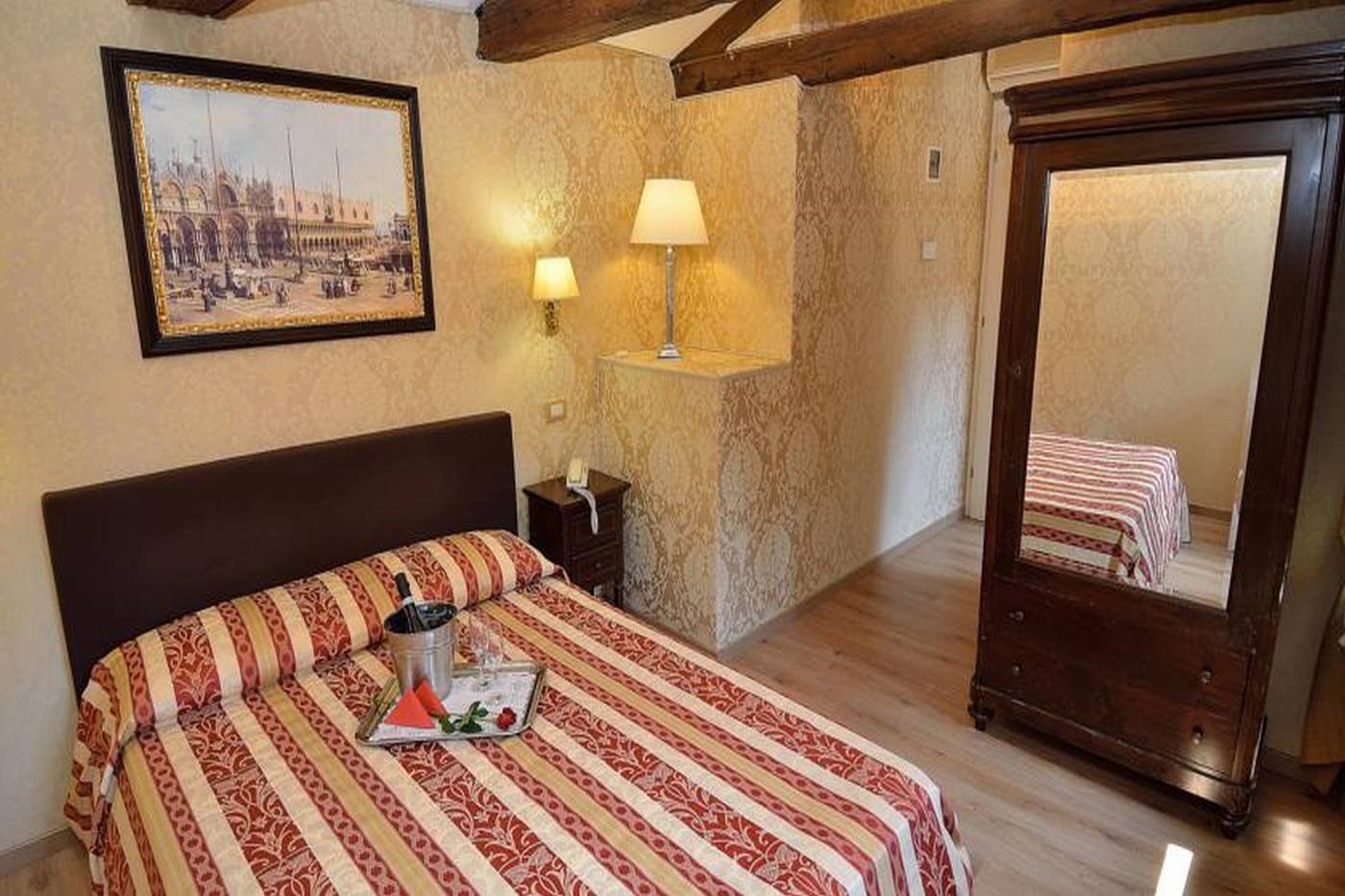 Residenza-Goldoni-Room-13