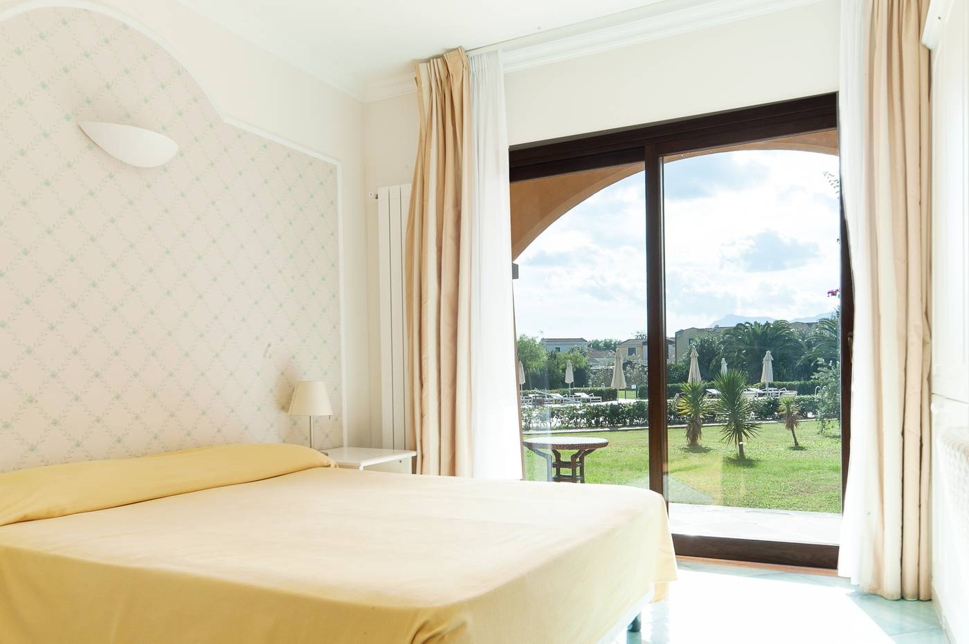 Hotel-Santa-Gilla-Room-19