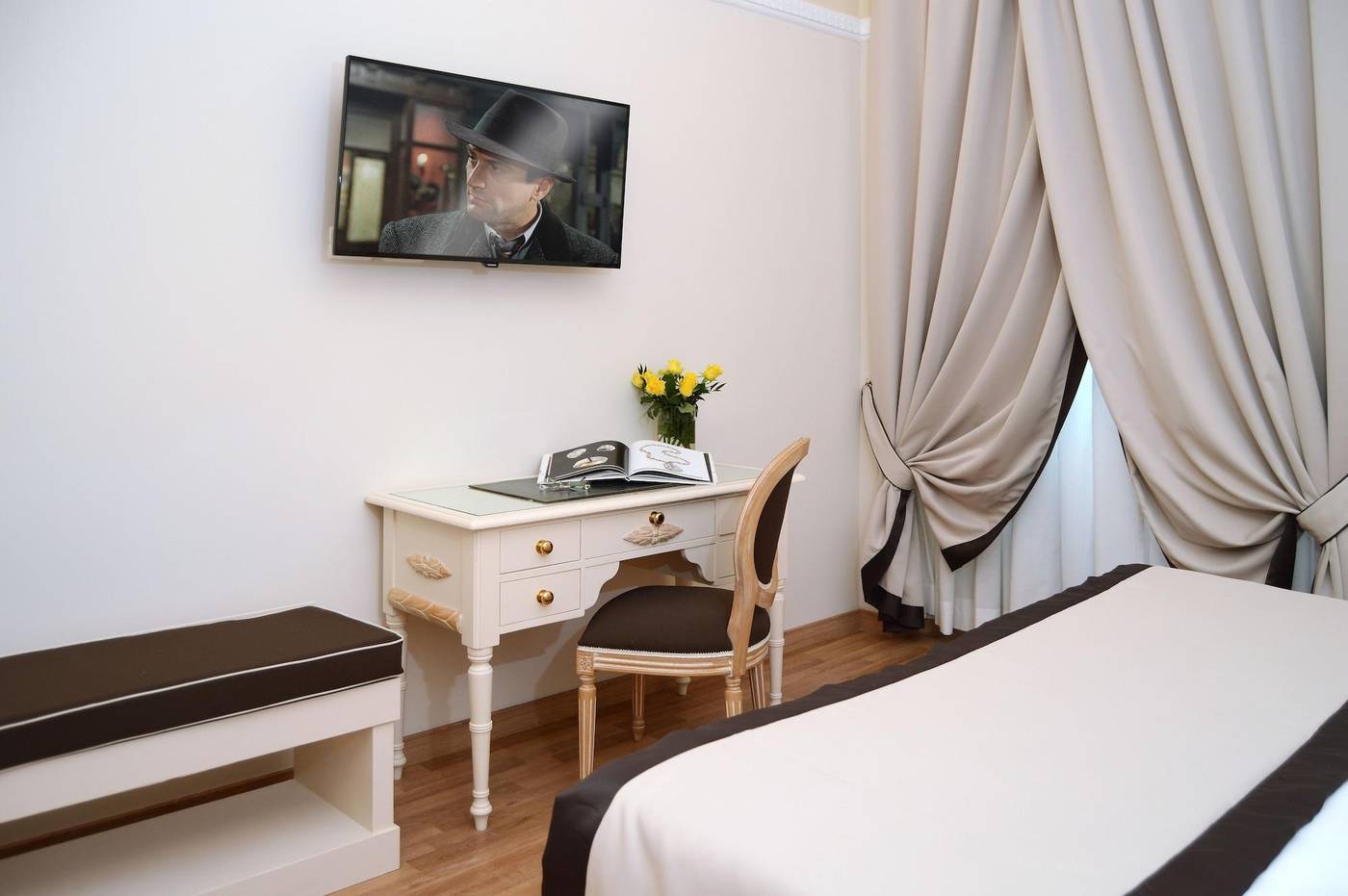 Grand-Hotel-Vittoria-Room-41