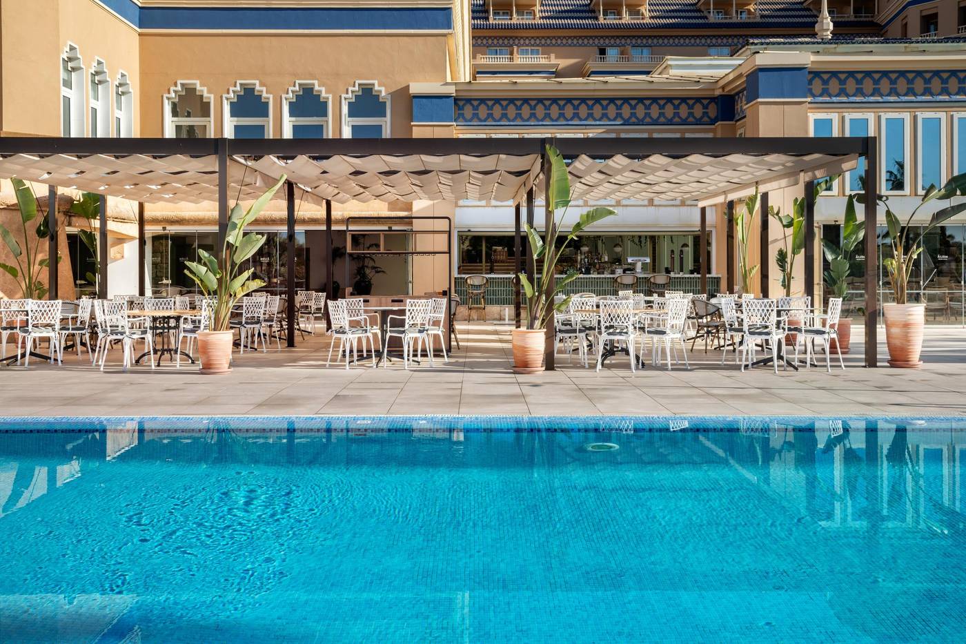 Melia-Atlantico-Isla-Canela-Bar-7