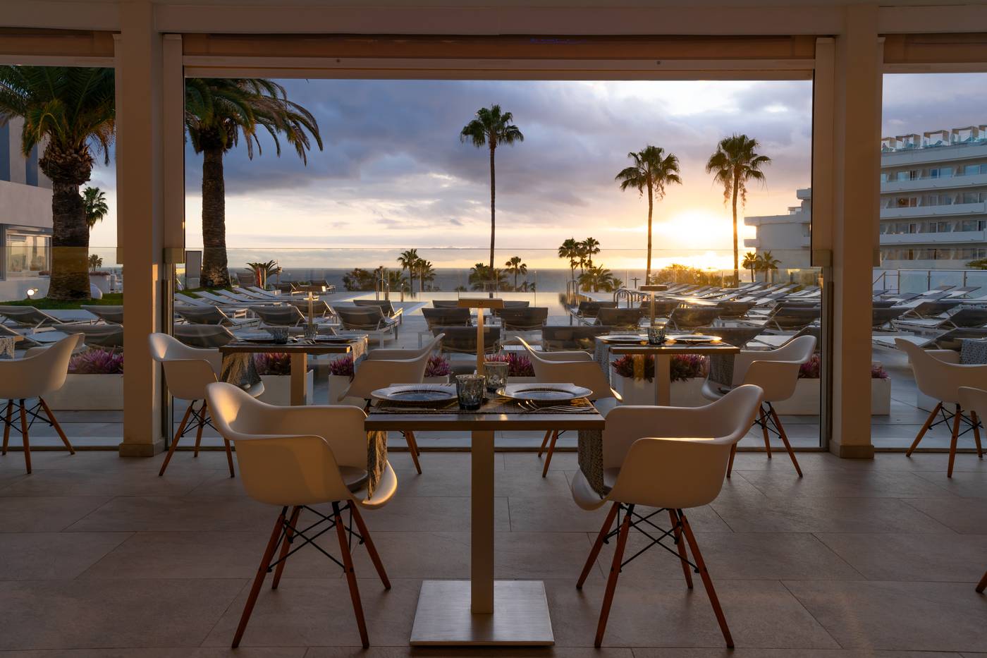 Hovima-Costa-Adeje-Restaurant-77