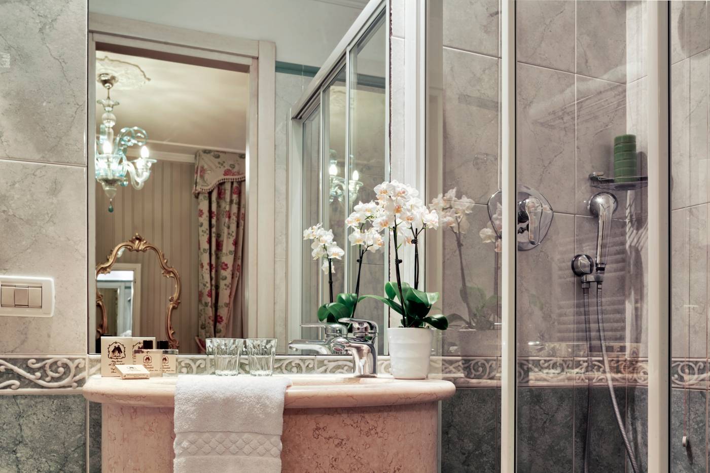 Antica-Locanda-Al-Gambero-Room-46