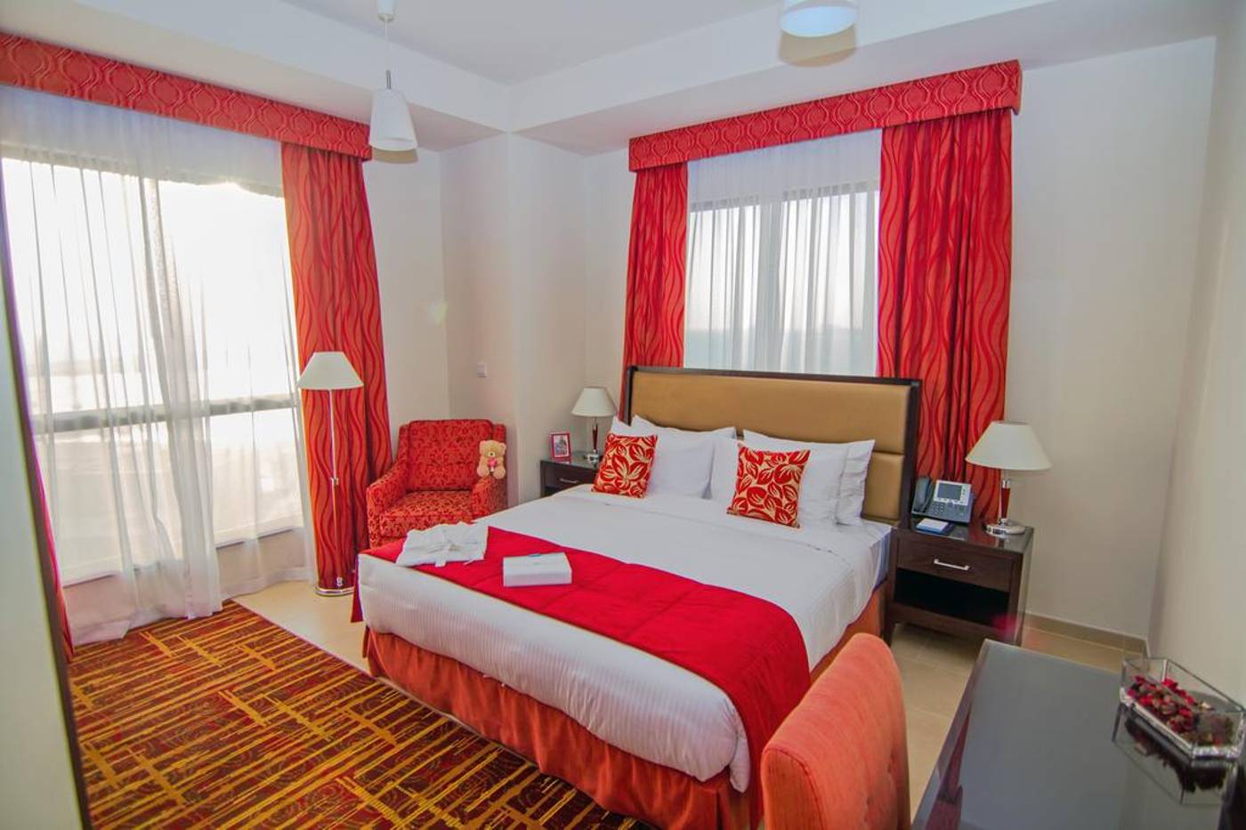 Amwaj-Suites-Jumeirah-Beach-Residence-Room-17