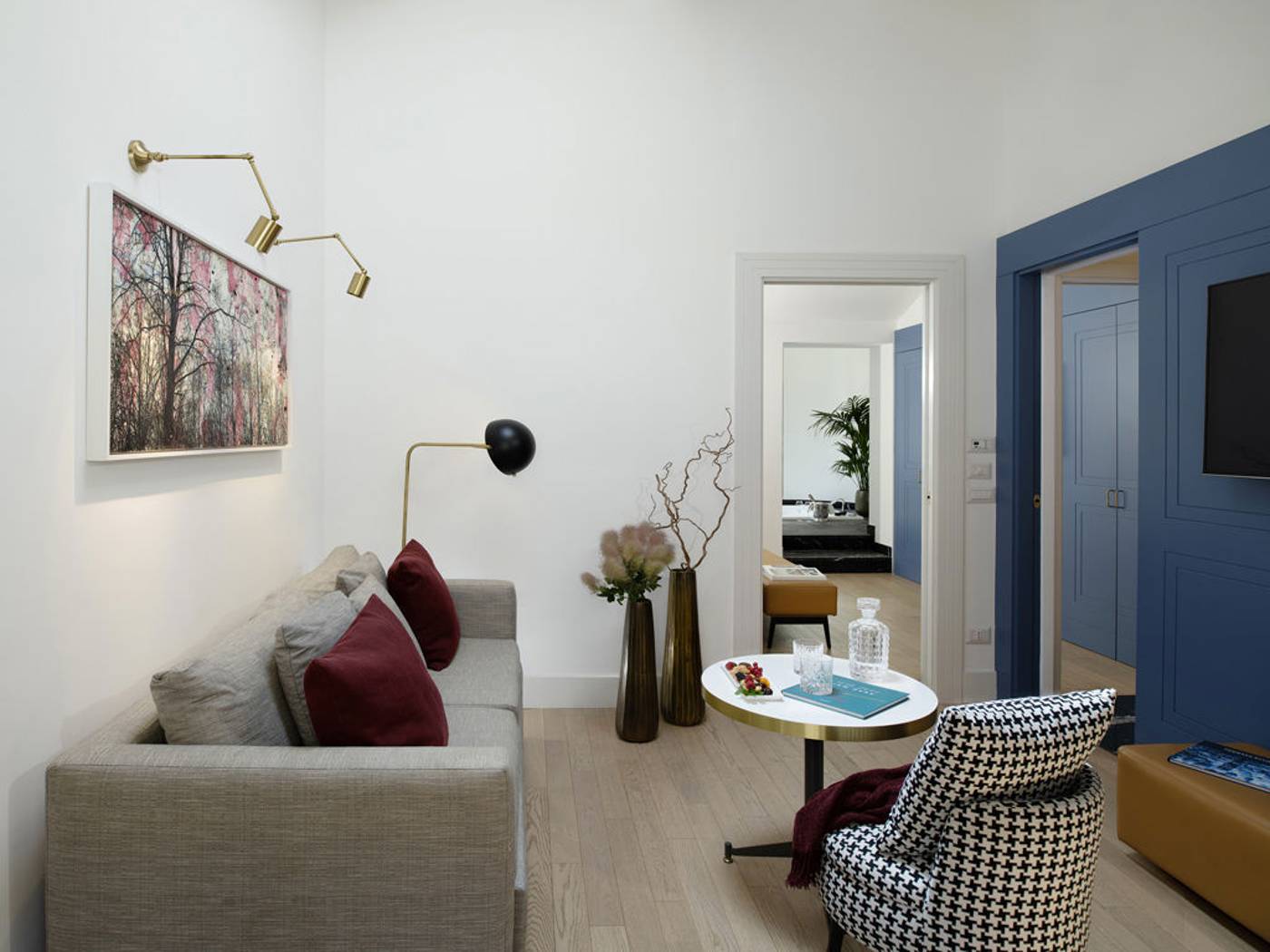 Elizabeth-Unique-Hotel-Room-26