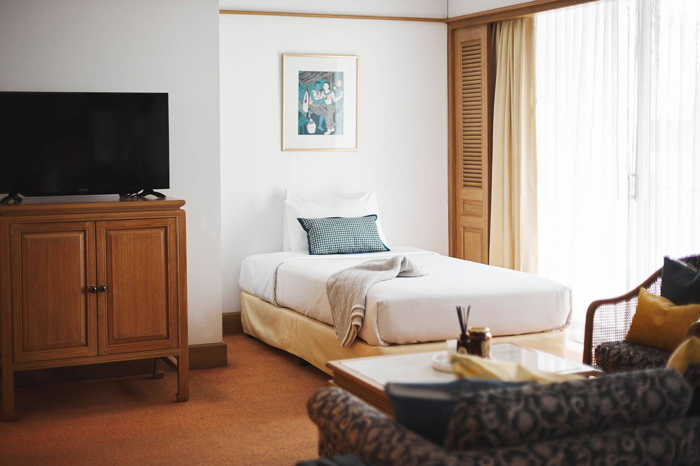 Montien-Hotel-Surawong-Room-40