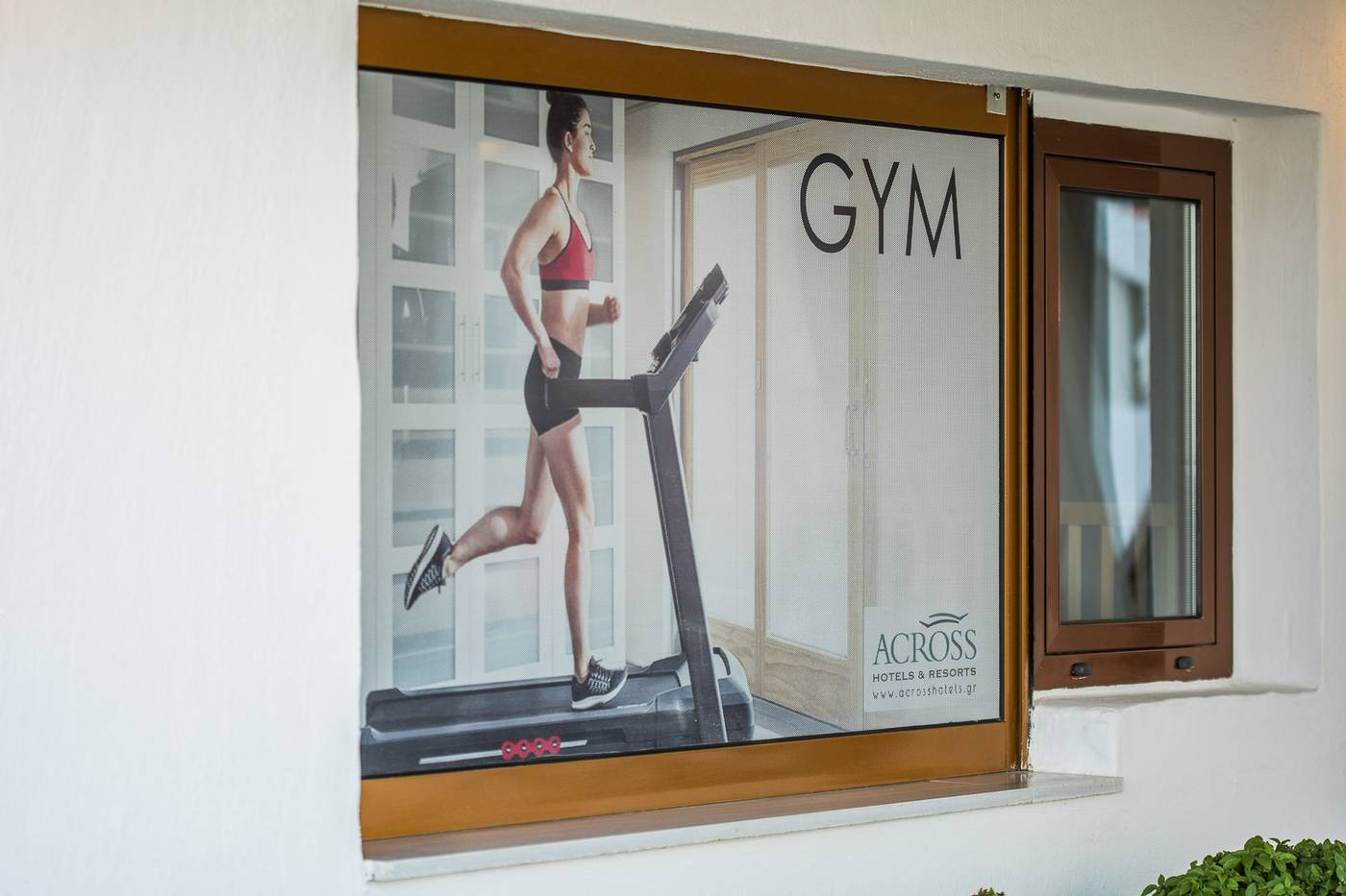 Coral-Blue-Beach-Sports-and-Entertainment-60