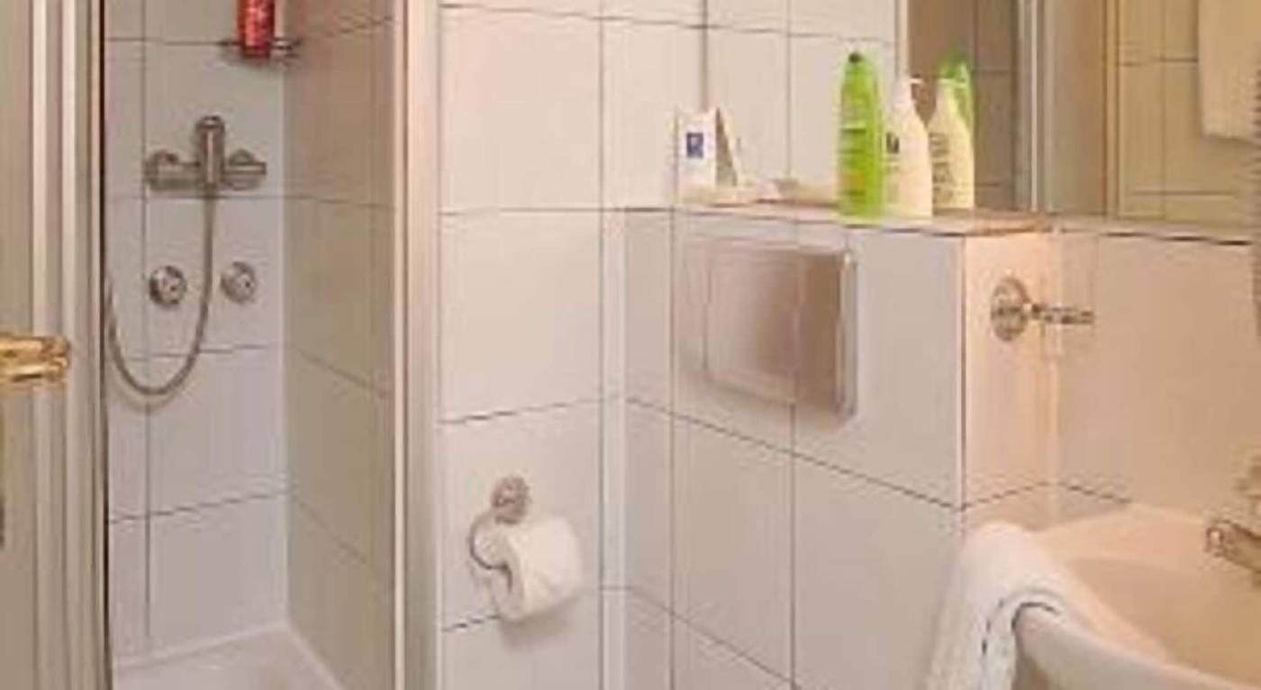 Hotel Garni Frankfurt - Germany - FRANKFURT - Room - 2