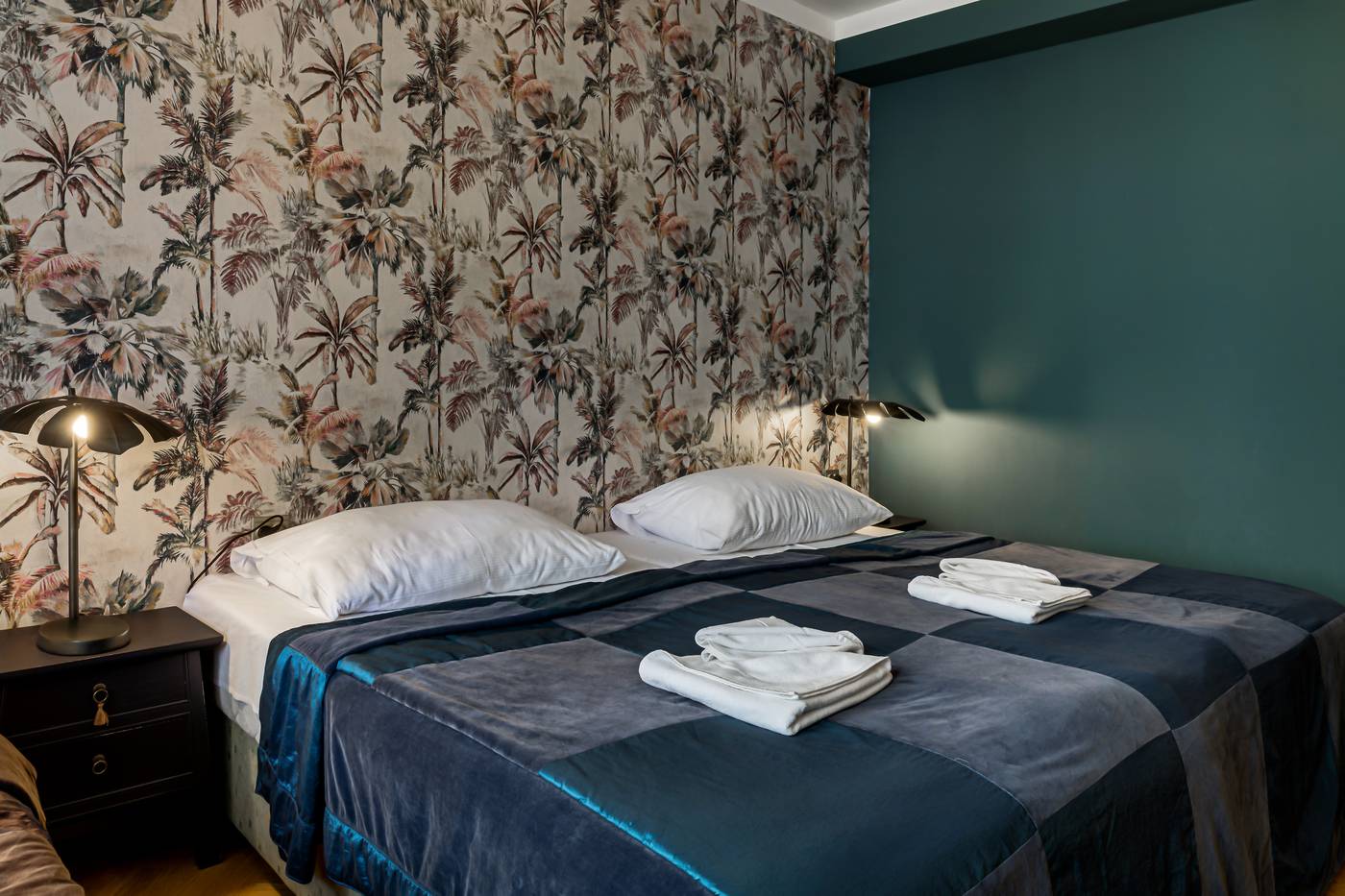 Louren---The-Bridge-Inn-Room-11