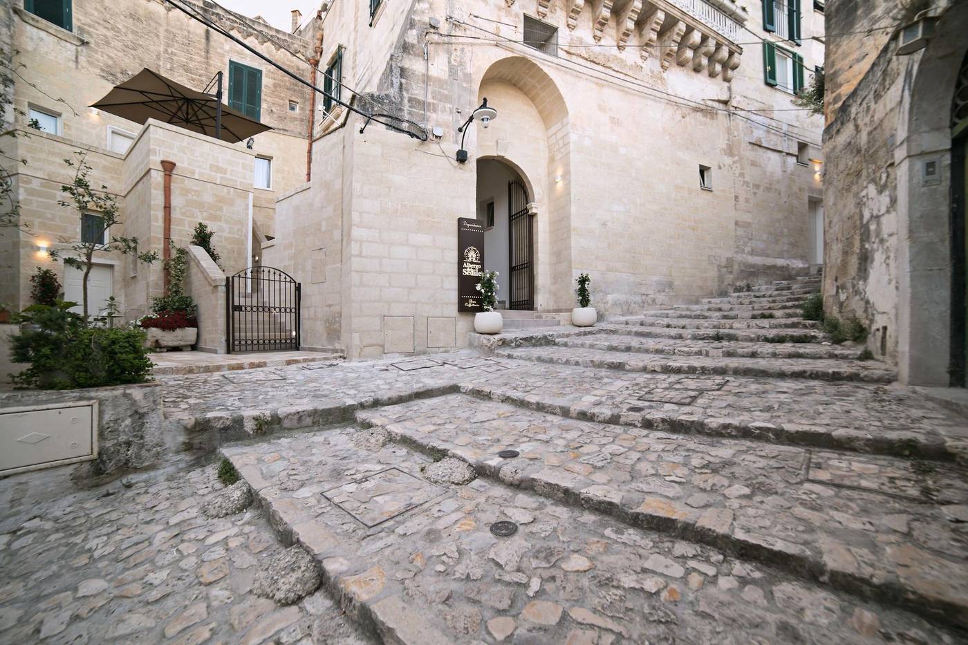 Albergo Del Sedile-Italy-Matera-General view-2