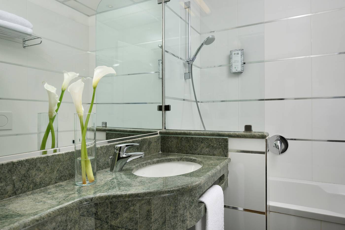 Grand-hotel-Mediterraneo-Room-57