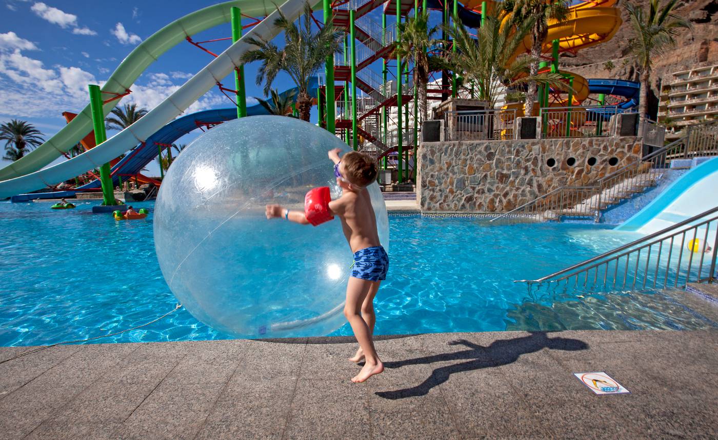 LIVVO-Lago-Taurito---Waterpark-Sports-and-Entertainment-18
