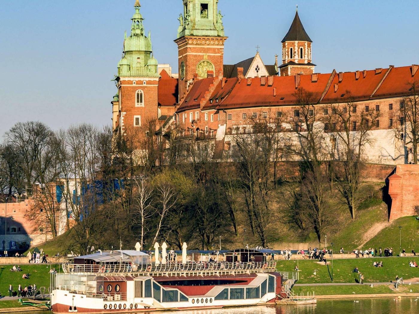 ibis-Krakow-Centrum-Sports-and-Entertainment-2