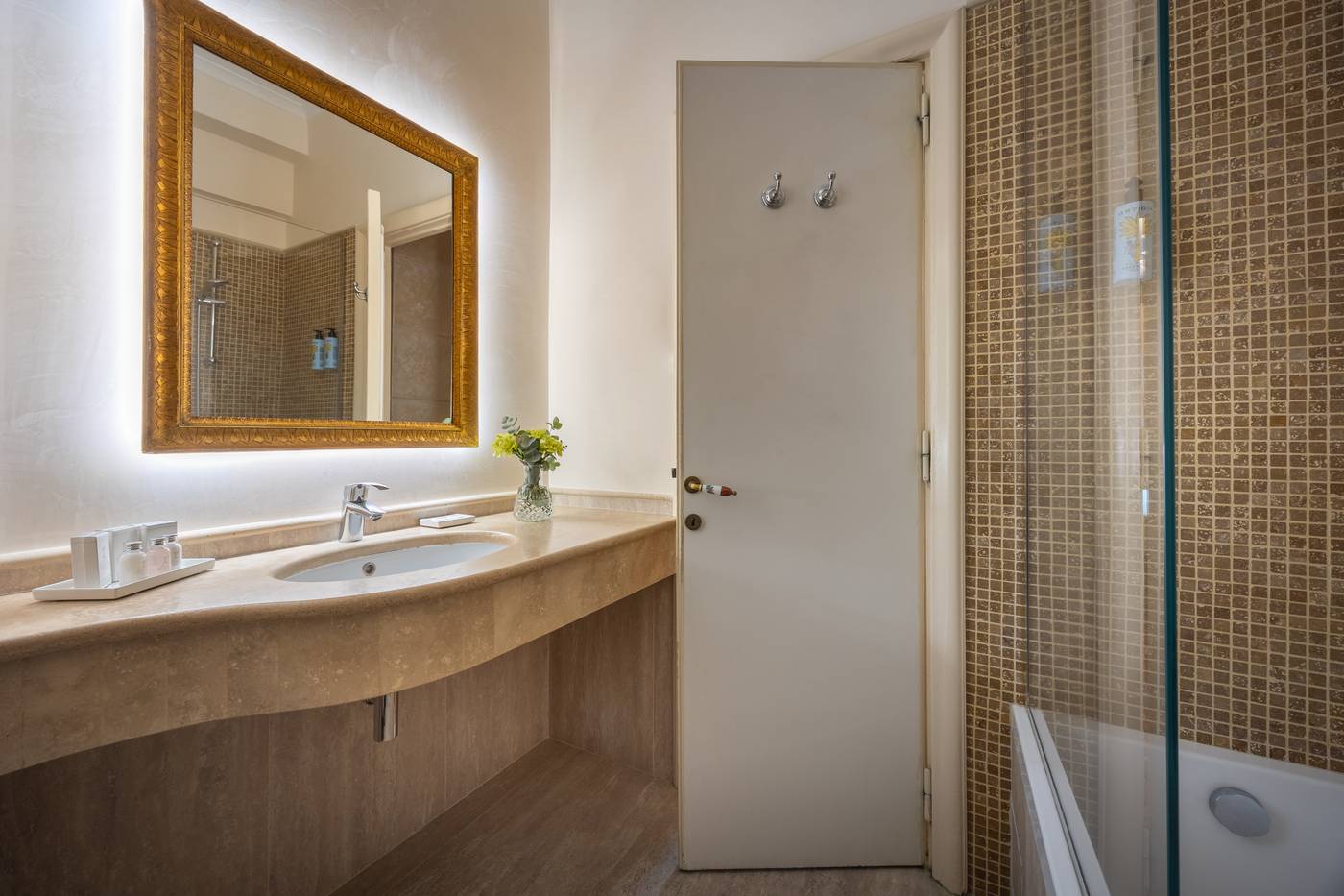 Hotel-Forum-Rome-Room-56