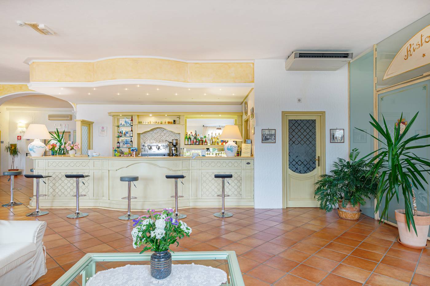 Hotel-San-Trano-Bar-52