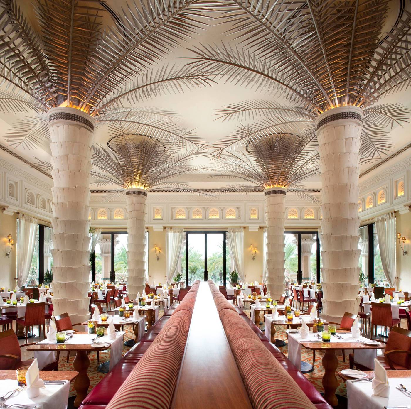Jumeirah-Al-Qasr--Restaurant-52