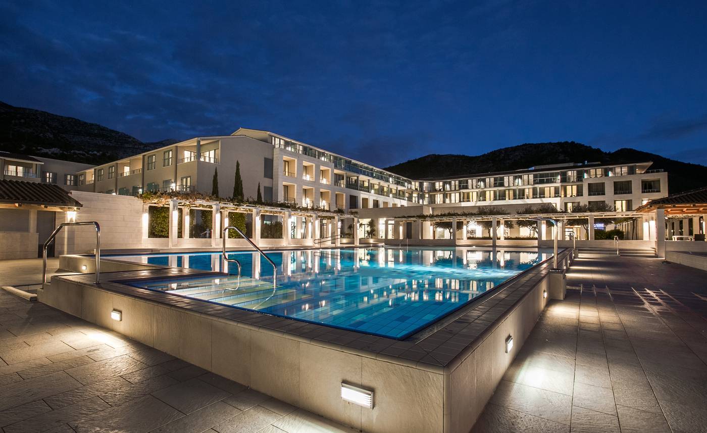 Admiral-Grand-Hotel-Pool-2